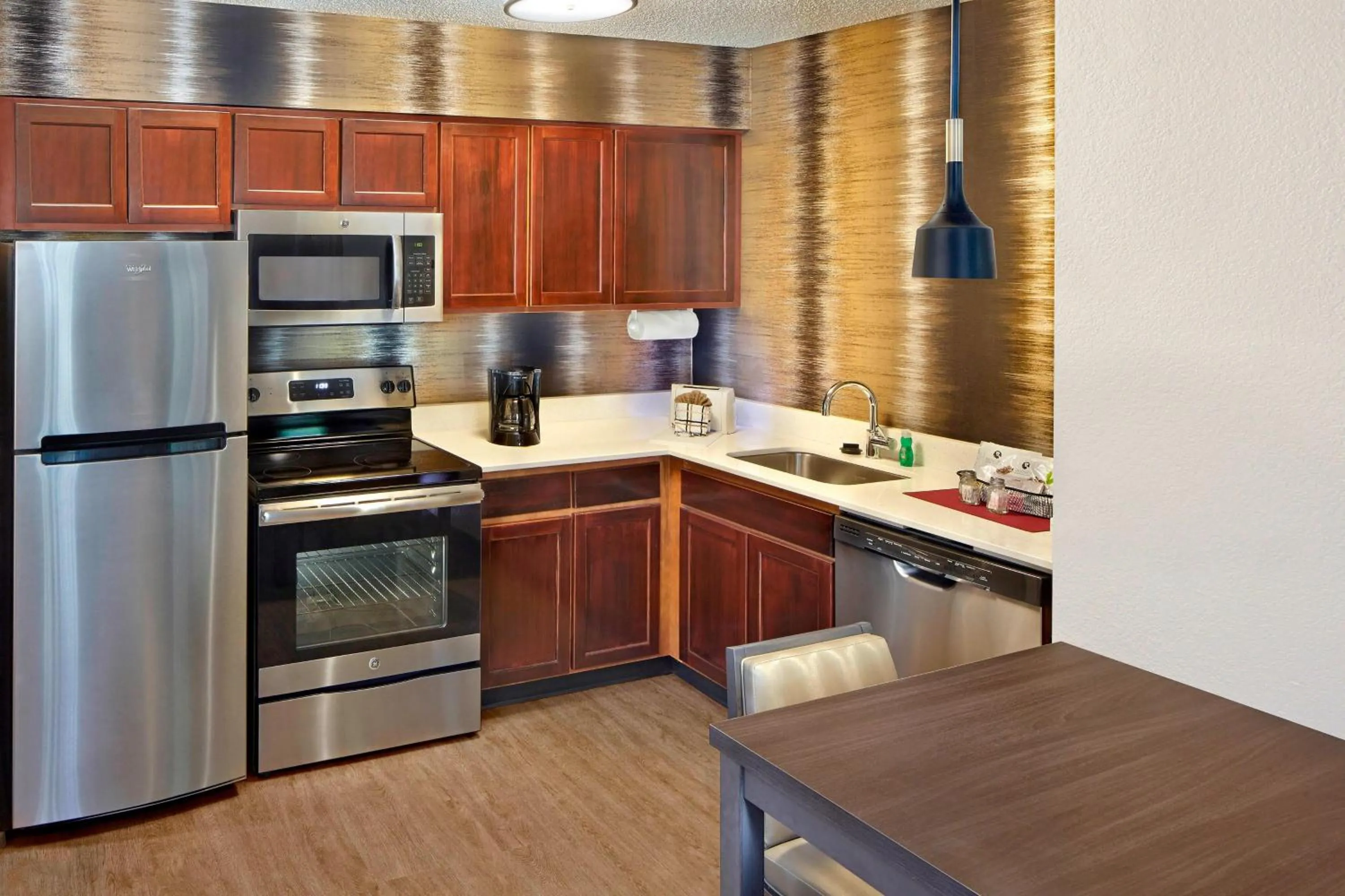 Kitchen or kitchenette in Residence Inn by Marriott Fort Lauderdale Weston