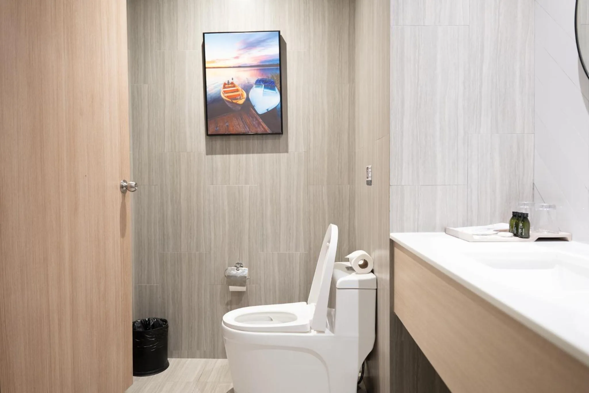 Bathroom in Brighton Grand Hotel Pattaya - SHA Extra Plus