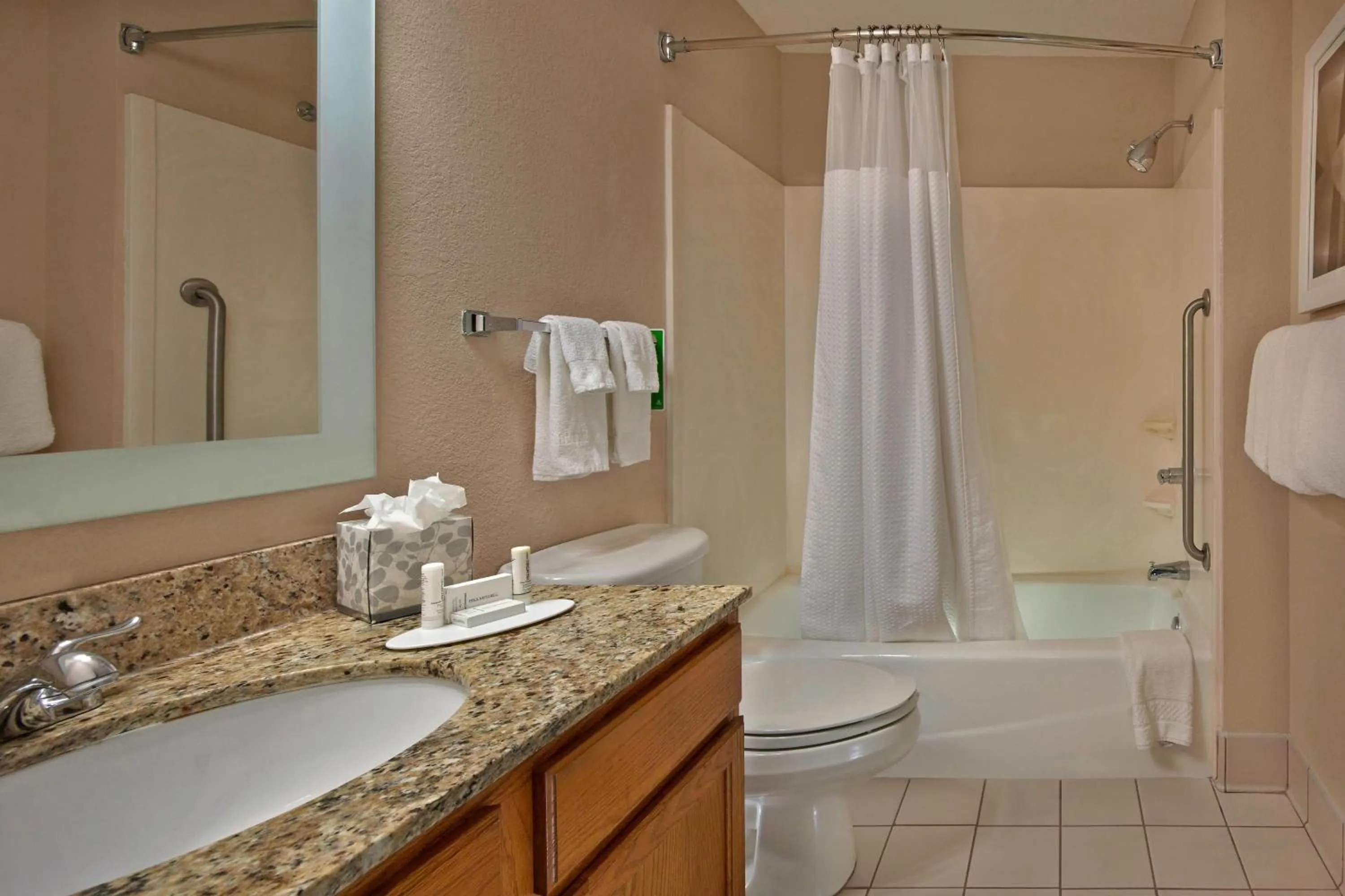 Bathroom in TownePlace Suites by Marriott Fort Lauderdale Weston