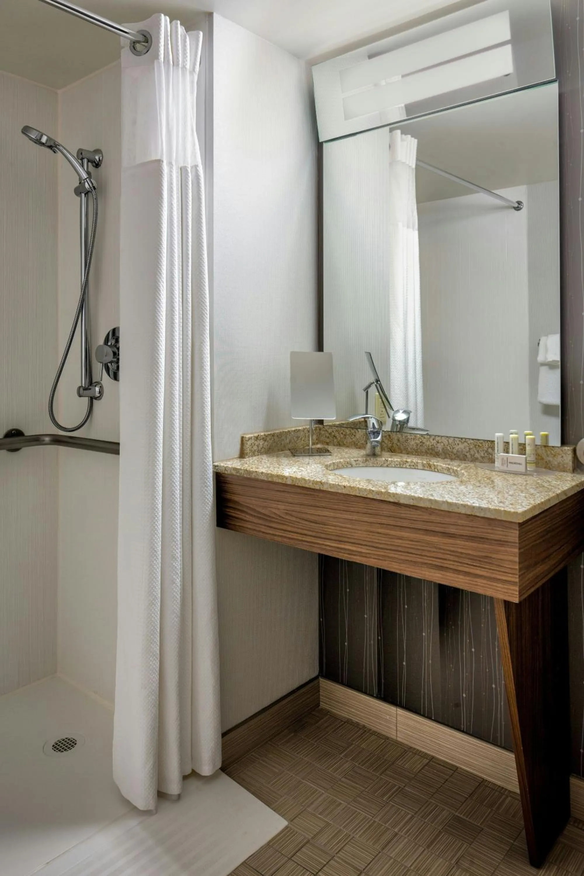 Bathroom in Courtyard Grand Rapids Downtown