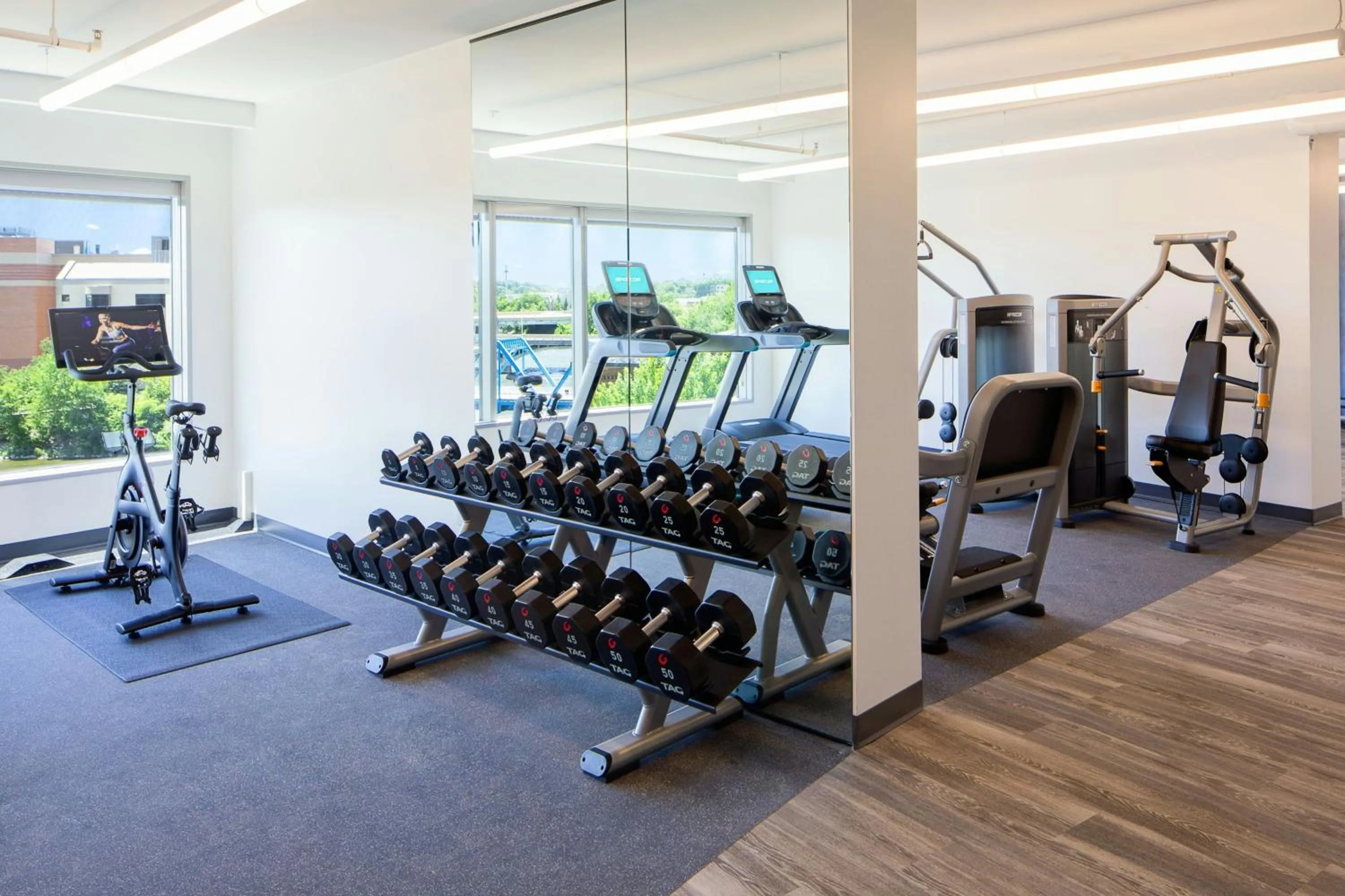 Fitness centre/facilities in JW Marriott Grand Rapids
