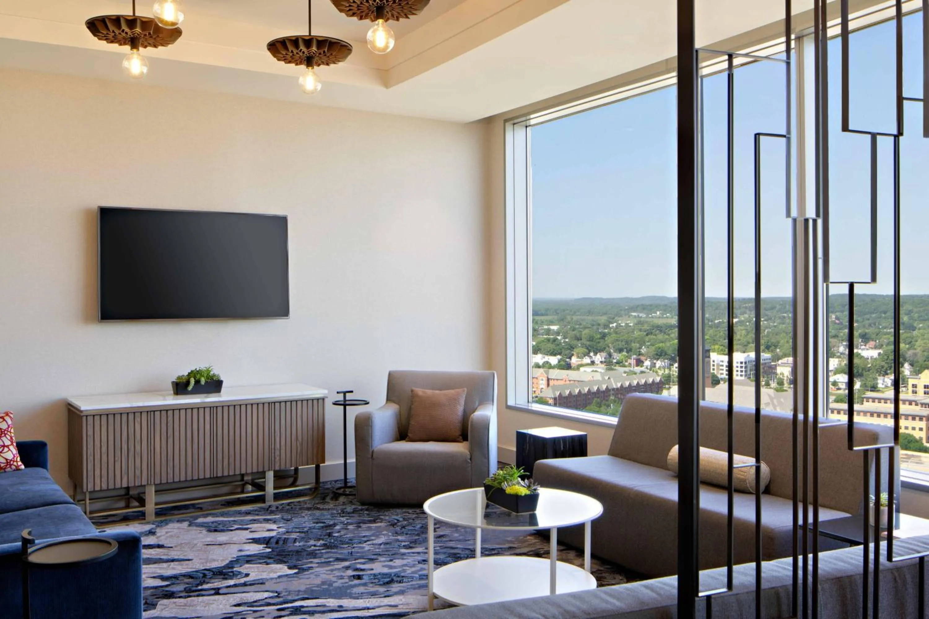 Lounge or bar in JW Marriott Grand Rapids