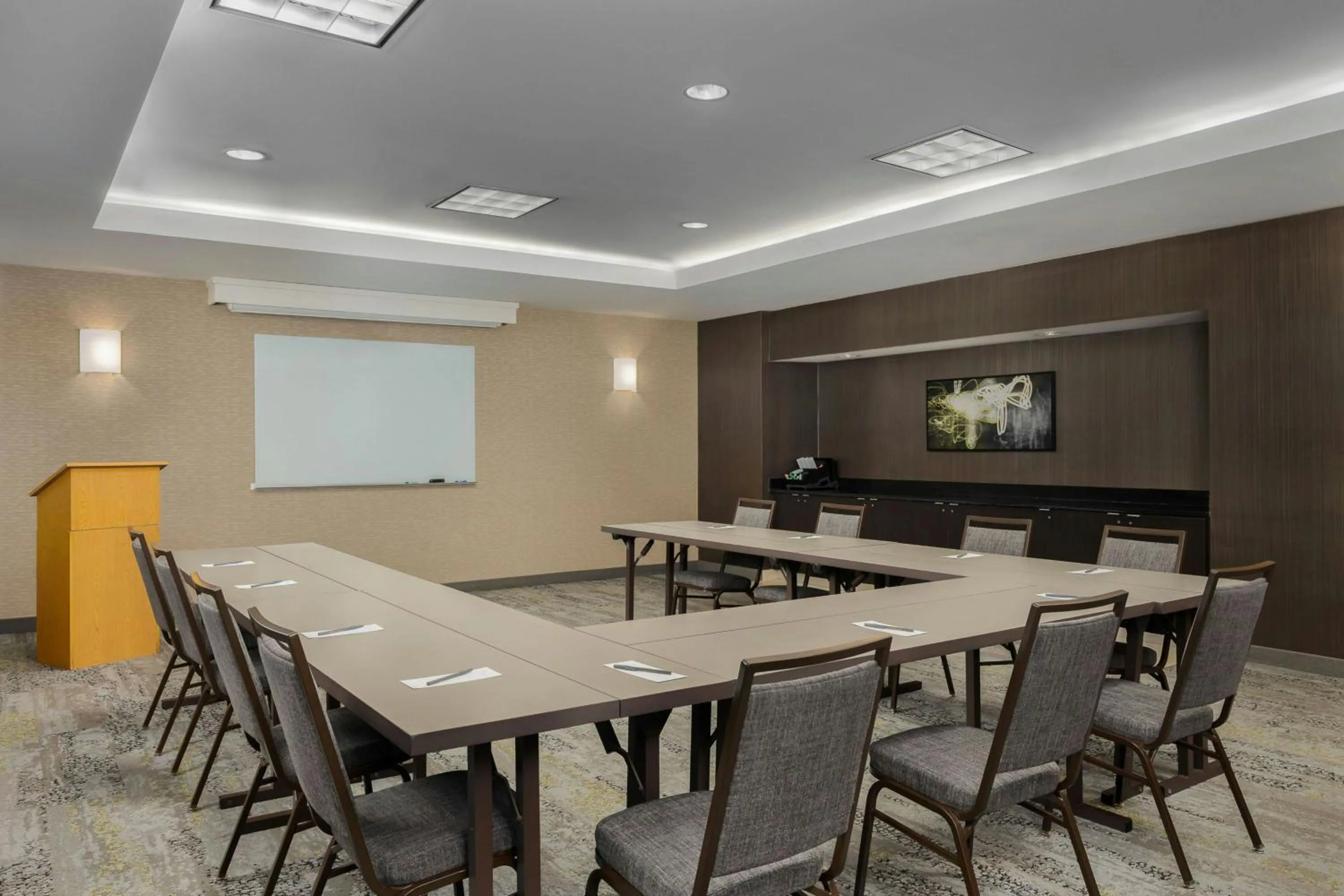 Meeting/conference room in Courtyard by Marriott Houston Rice University