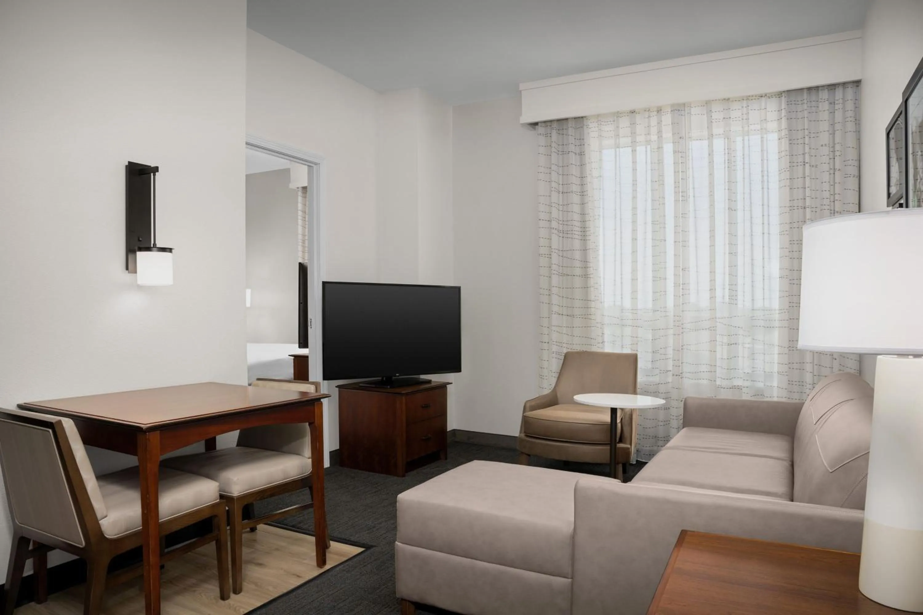 Bedroom in Residence Inn Houston West Energy Corridor