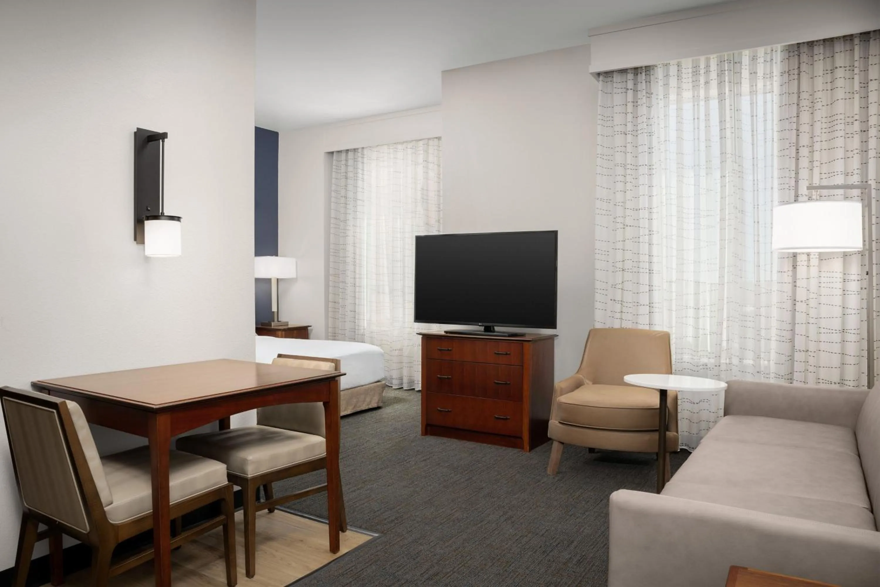 Living room in Residence Inn Houston West Energy Corridor