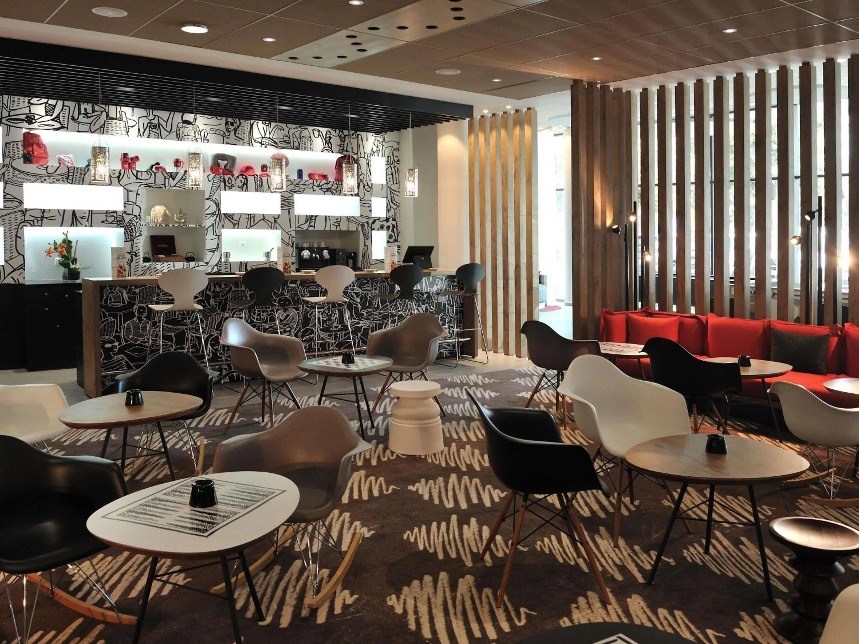 Property building in Ibis Casa Voyageurs