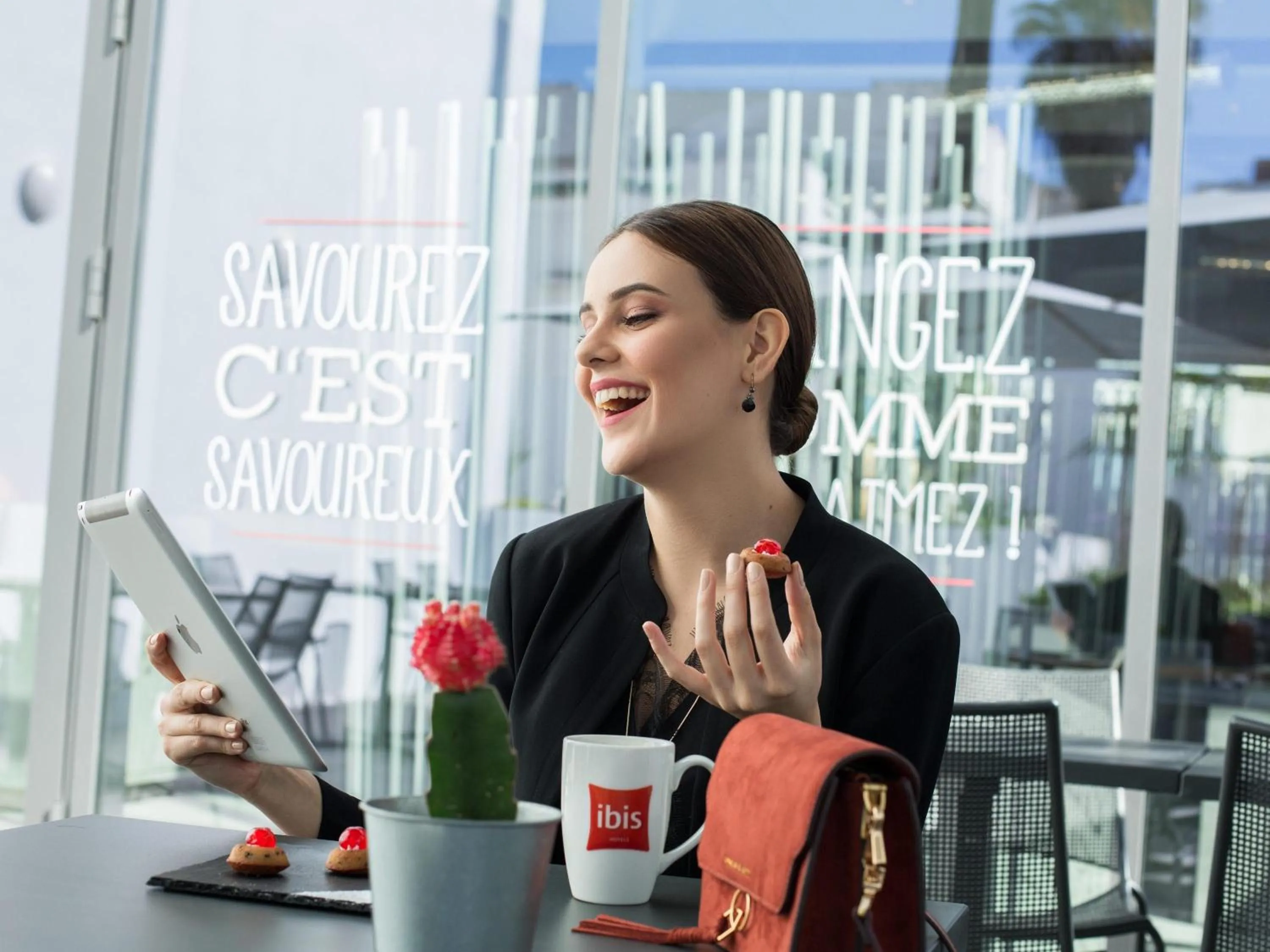 Business facilities in Ibis Casa Voyageurs