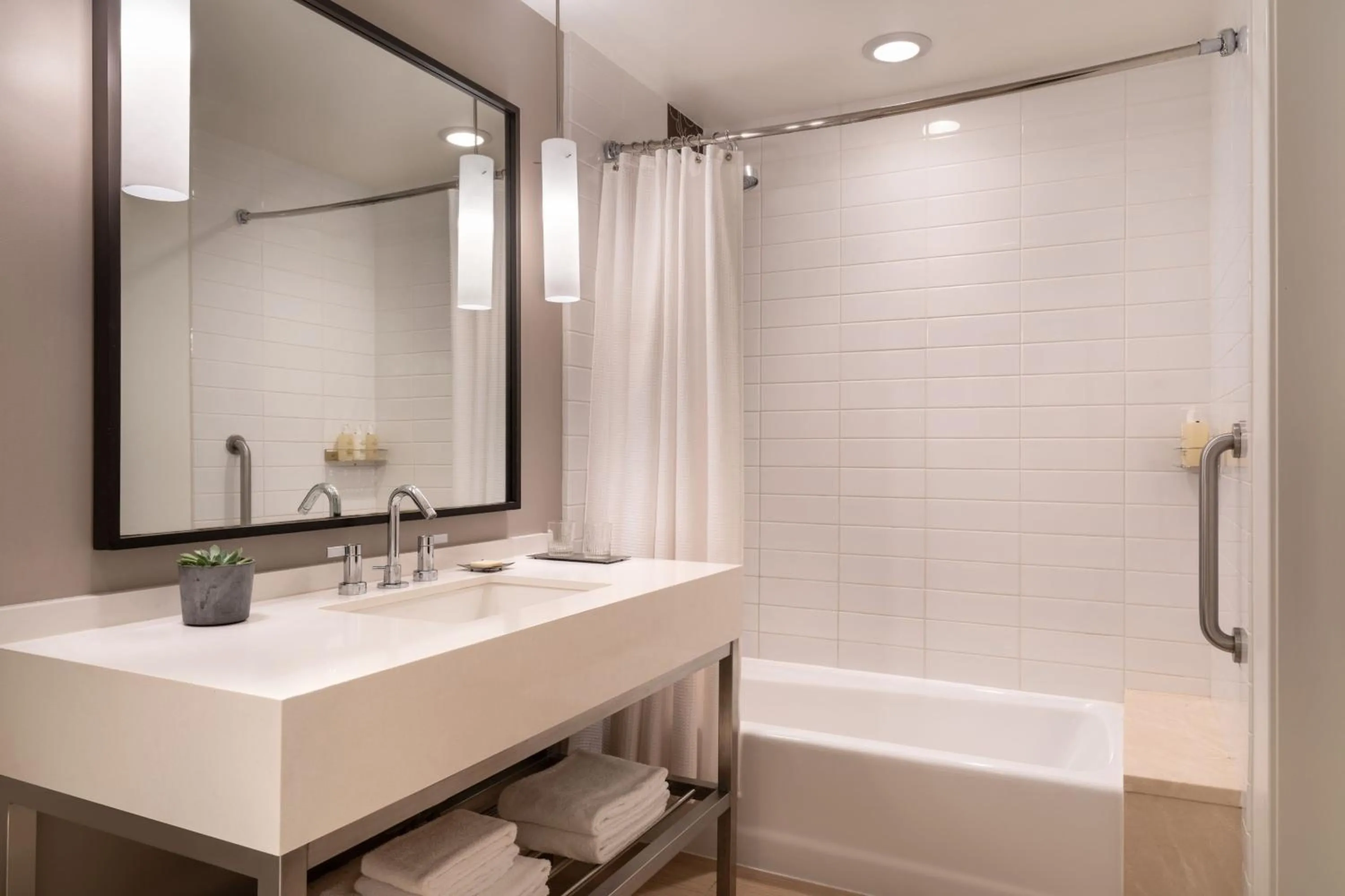 Photo of the whole room in JW Marriott Los Angeles L.A. LIVE