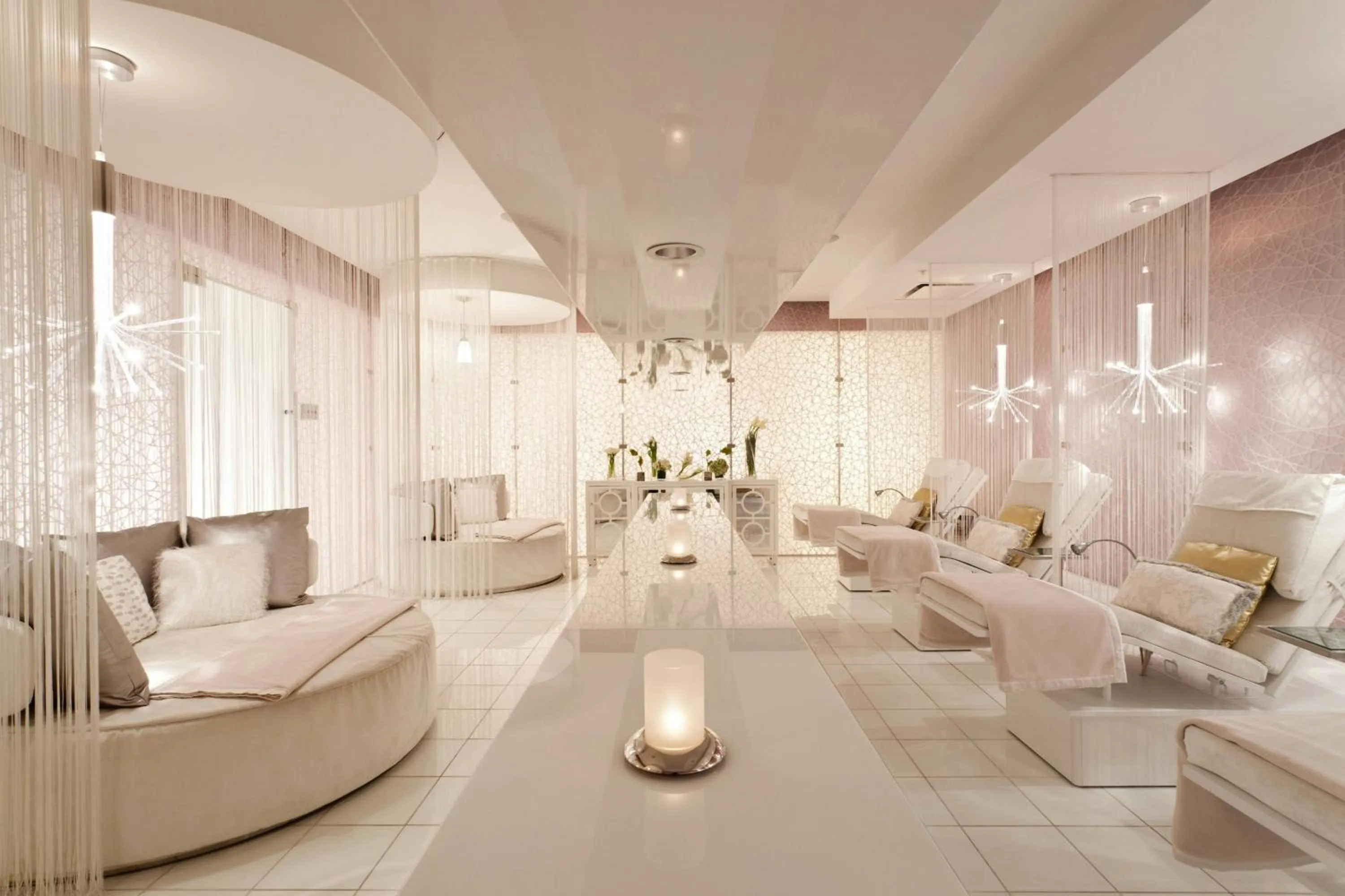 Spa and wellness centre/facilities in JW Marriott Los Angeles L.A. LIVE