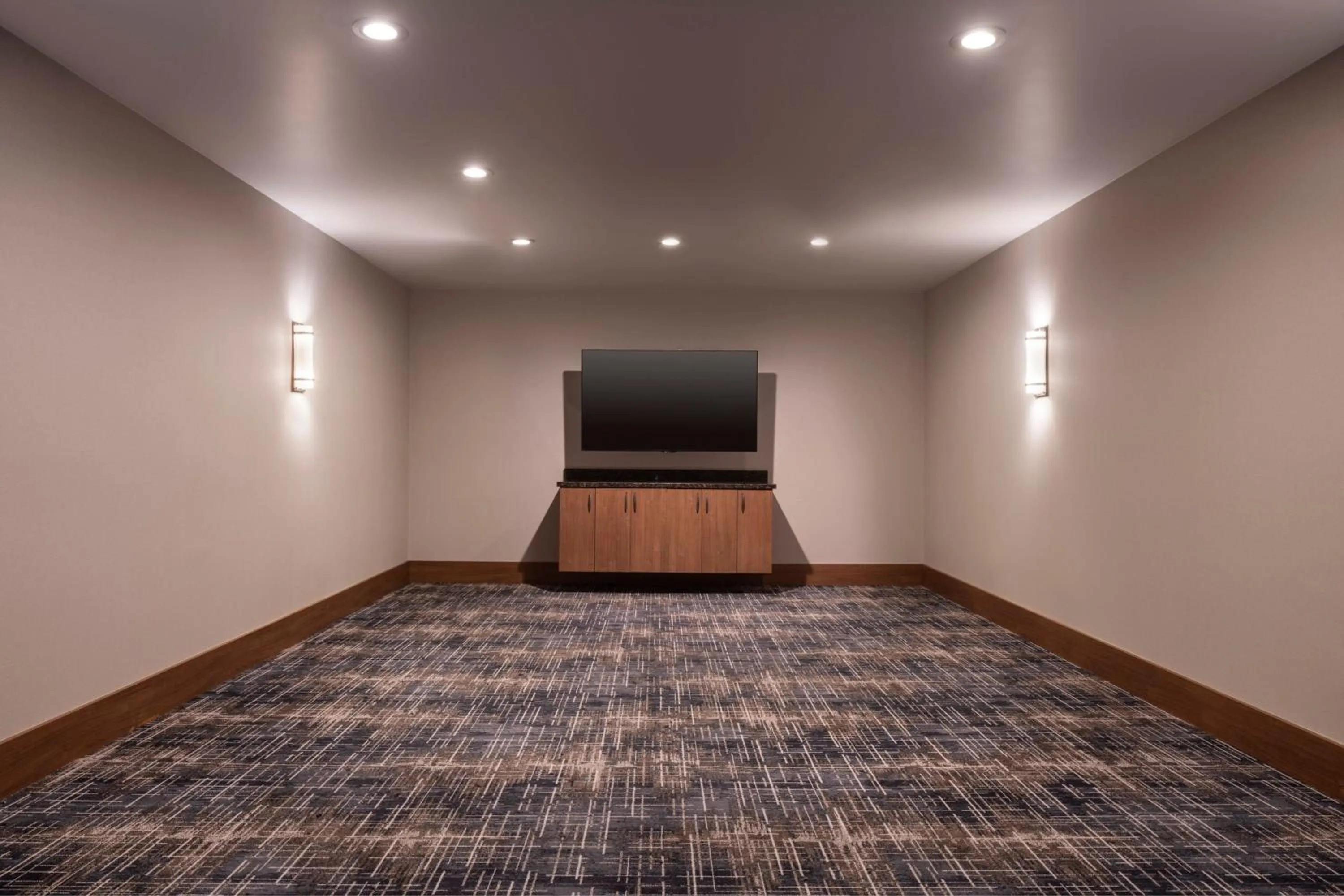 Meeting/conference room, Bed in JW Marriott Los Angeles L.A. LIVE