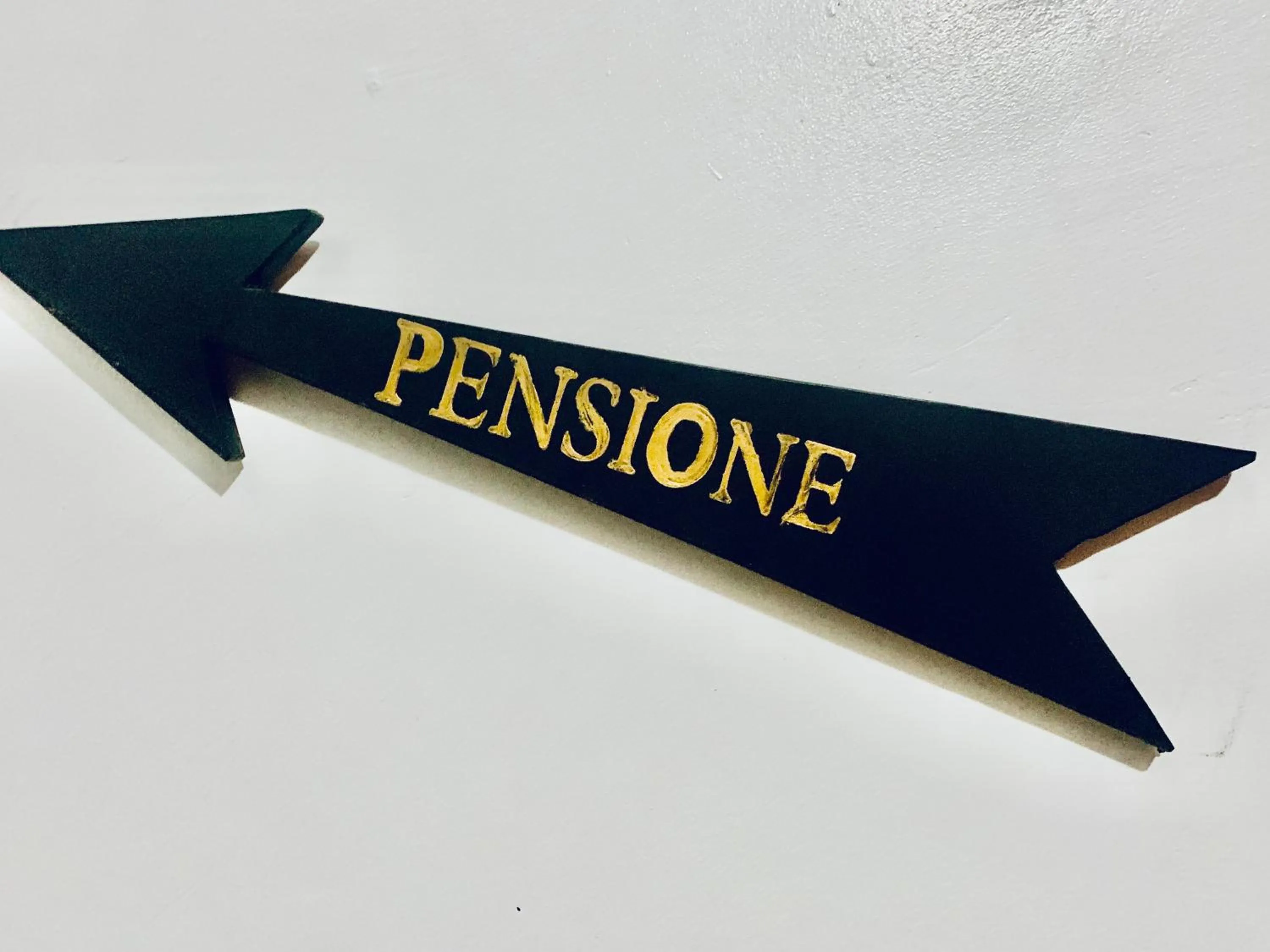 Property logo or sign in Pensione Popolo