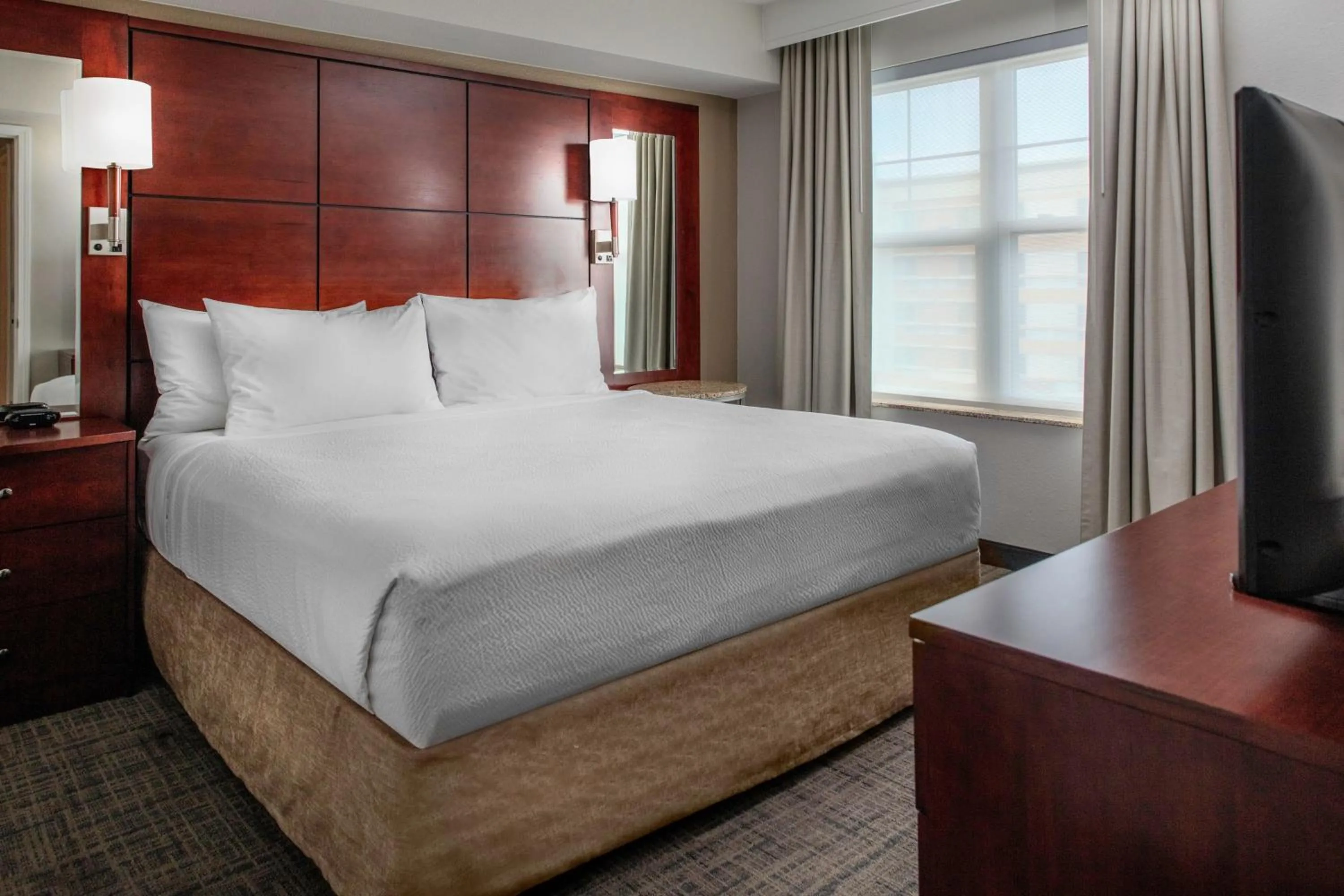 Bedroom, Bed in Residence Inn by Marriott Yonkers Westchester County