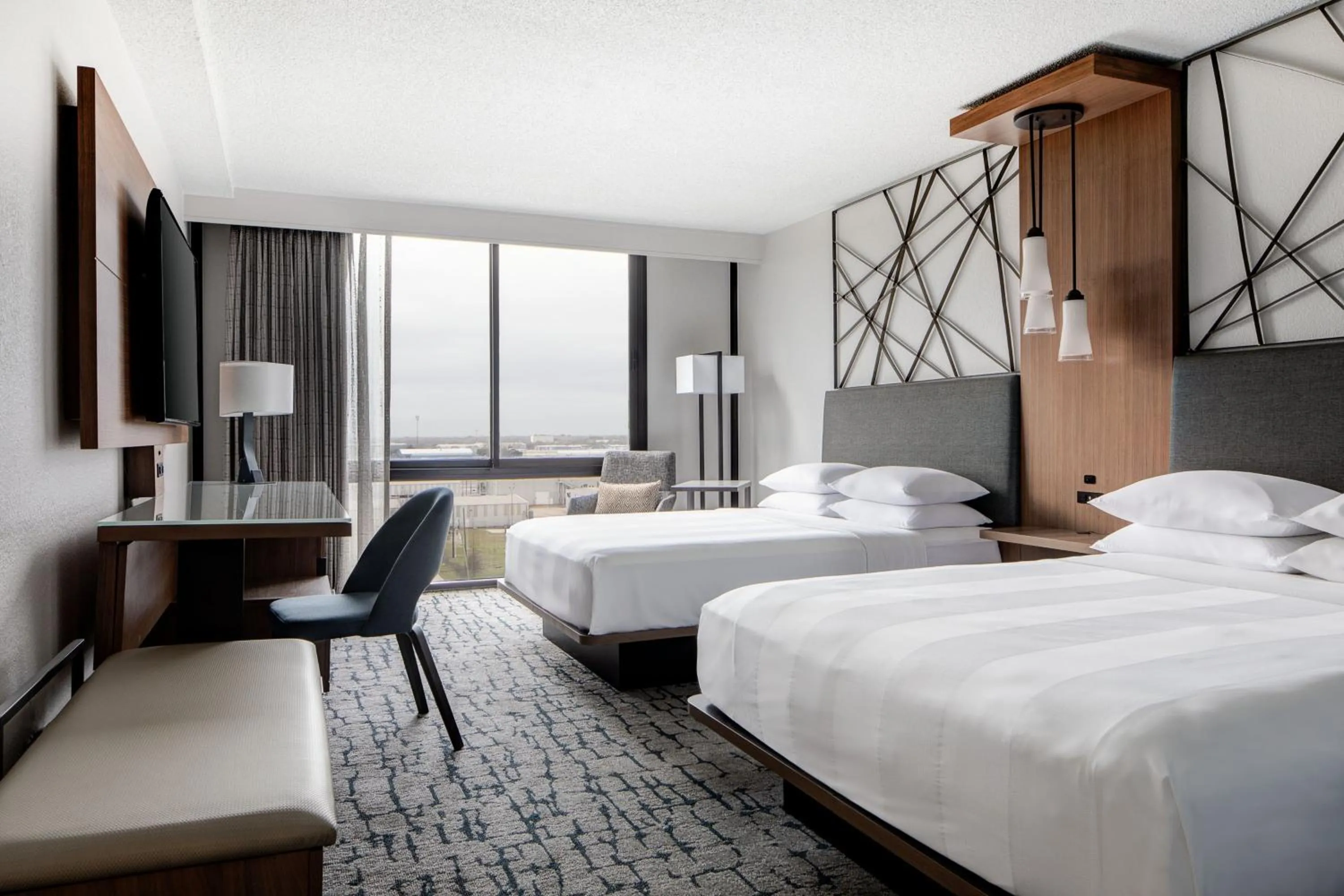 Bedroom, Bed in Houston Marriott South at Hobby Airport