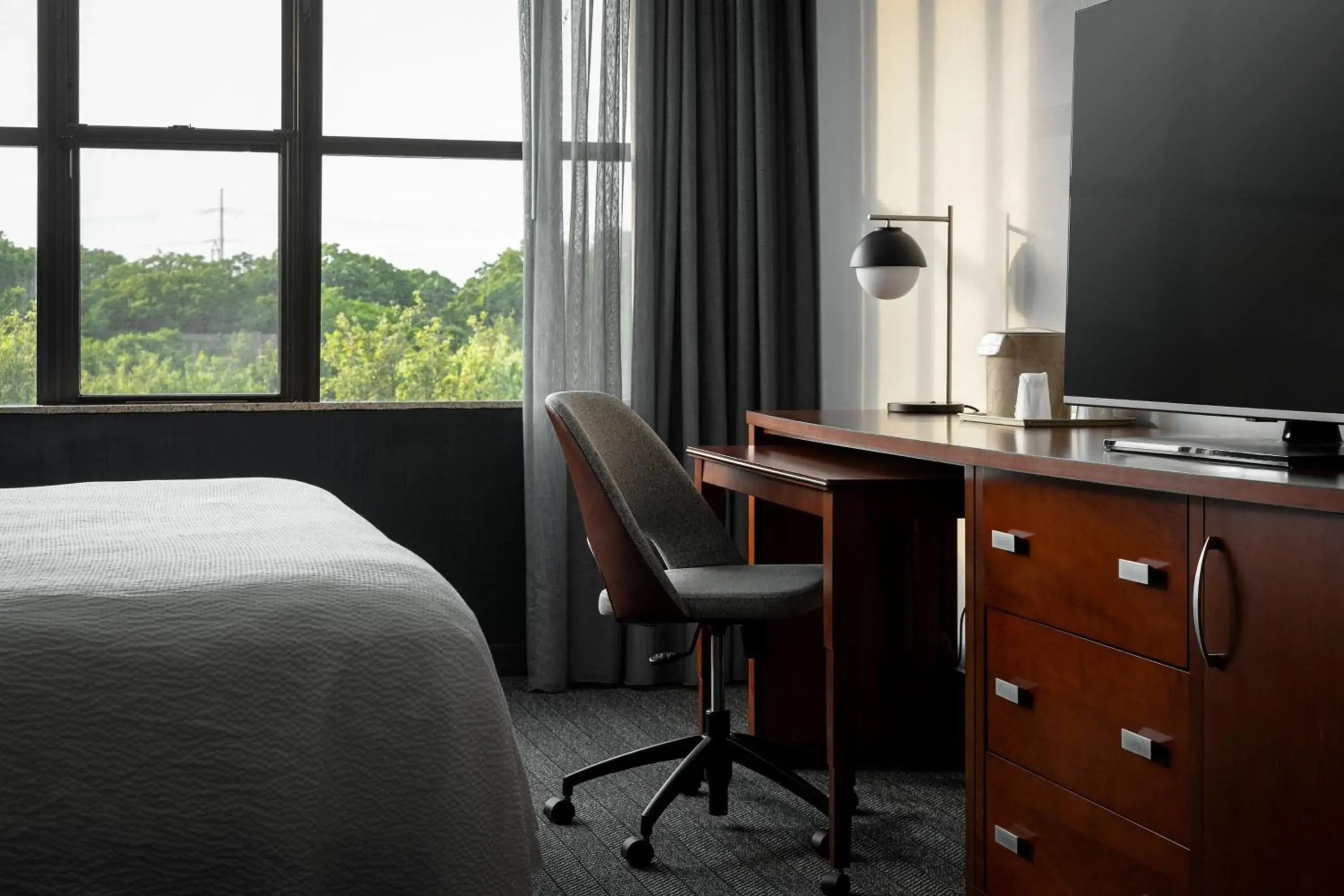 Queen Room with Two Queen Beds in Courtyard Long Island MacArthur Airport Queen Room with Two Queen Beds in Courtyard Long Island MacArthur Airport