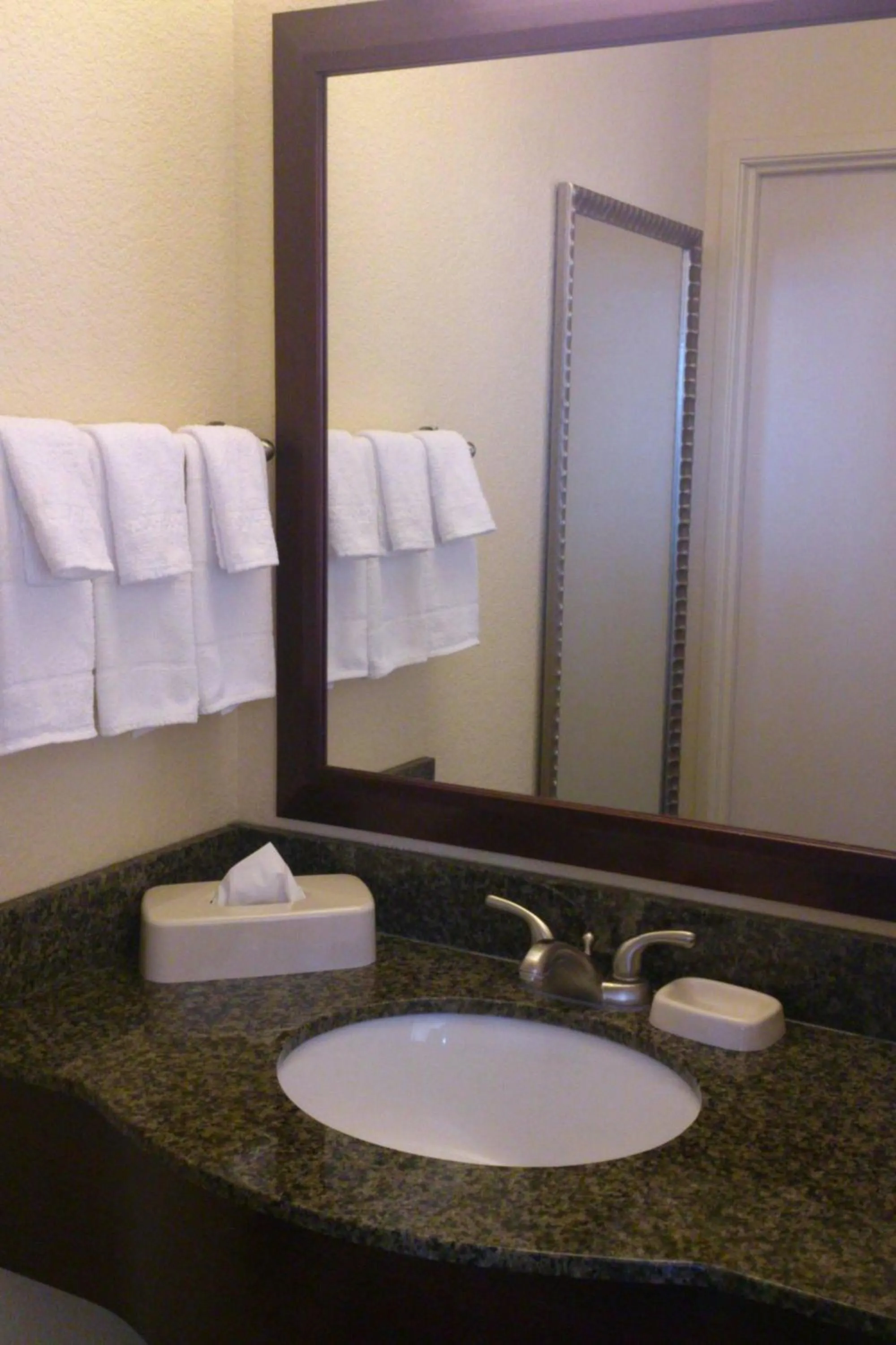 Photo of the whole room in SpringHill Suites Ridgecrest