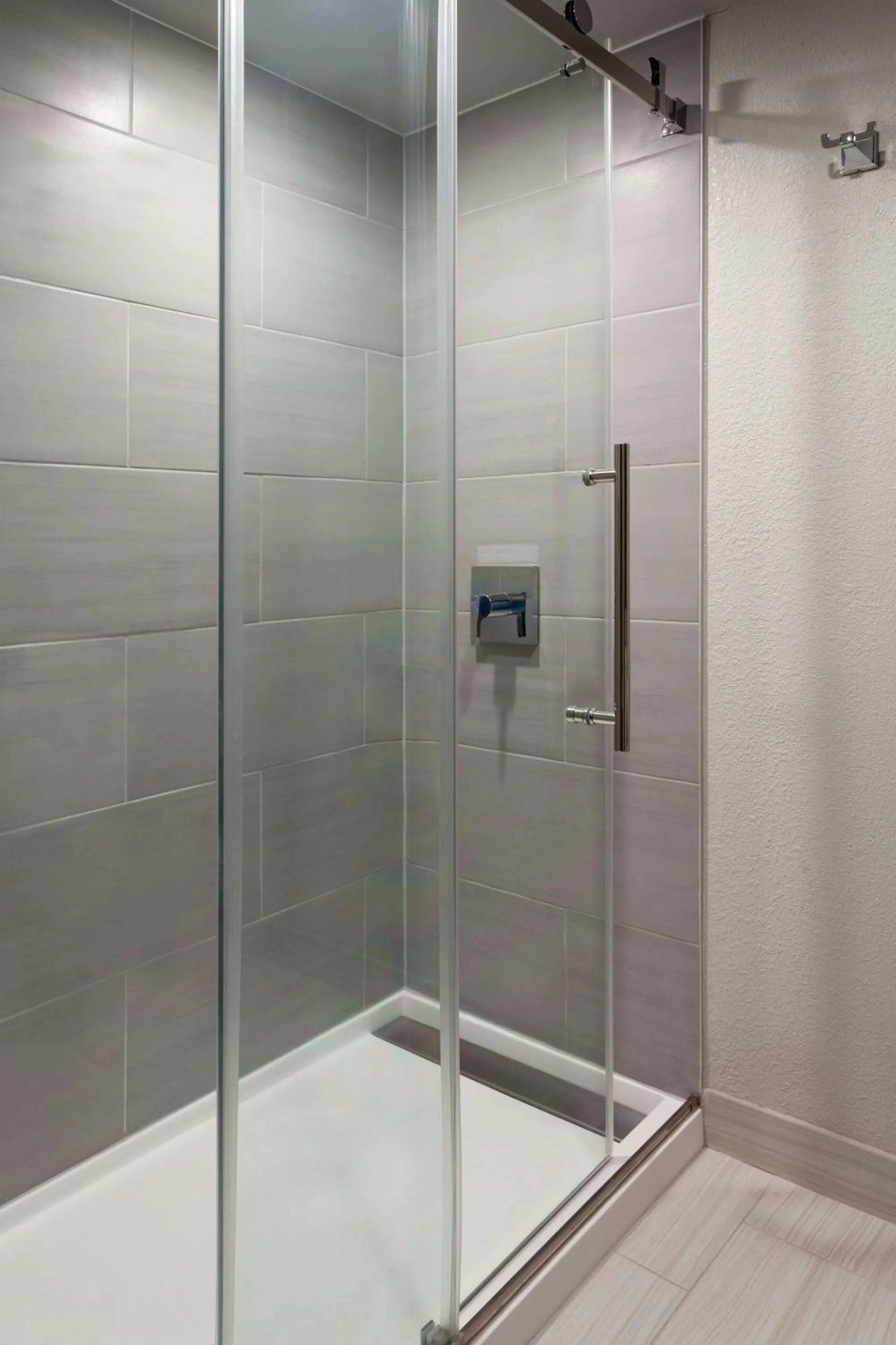 Bathroom in Marriott Jacksonville