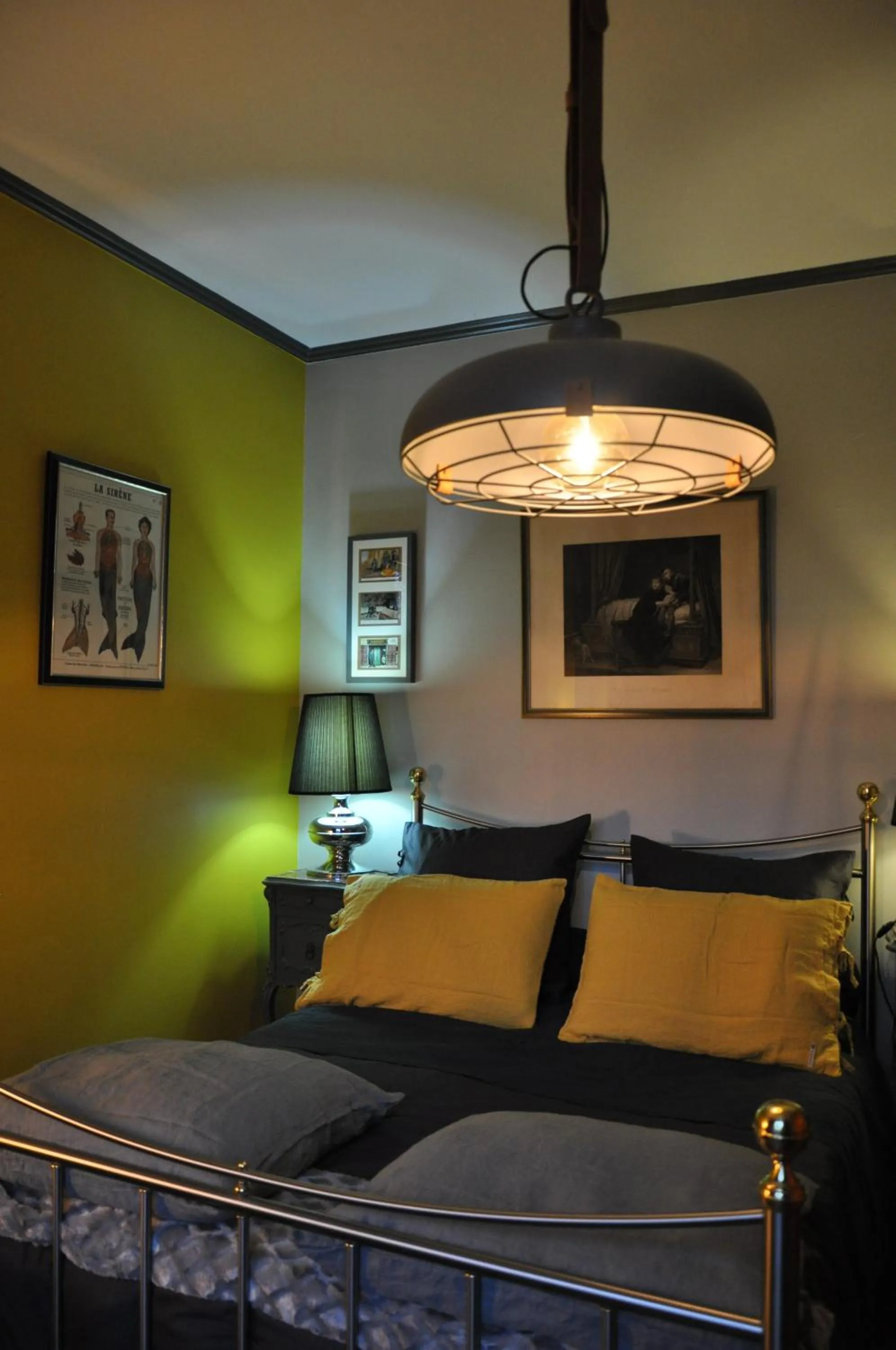 Photo of the whole room, Bed in Villa le Cloky