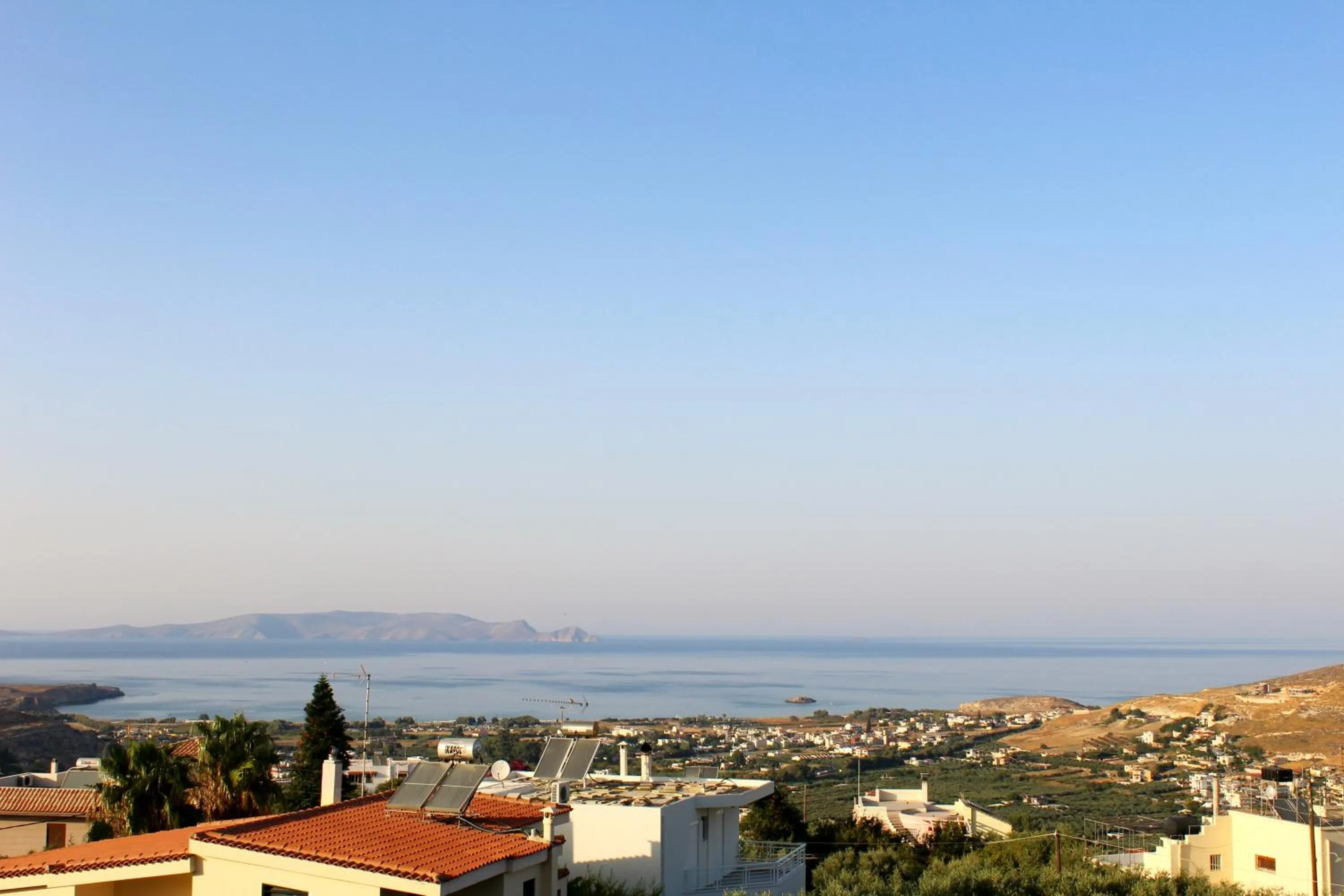 The Three Graces - Villa with Private Pool, Jacuzzi & BBQ for up to 8 guests