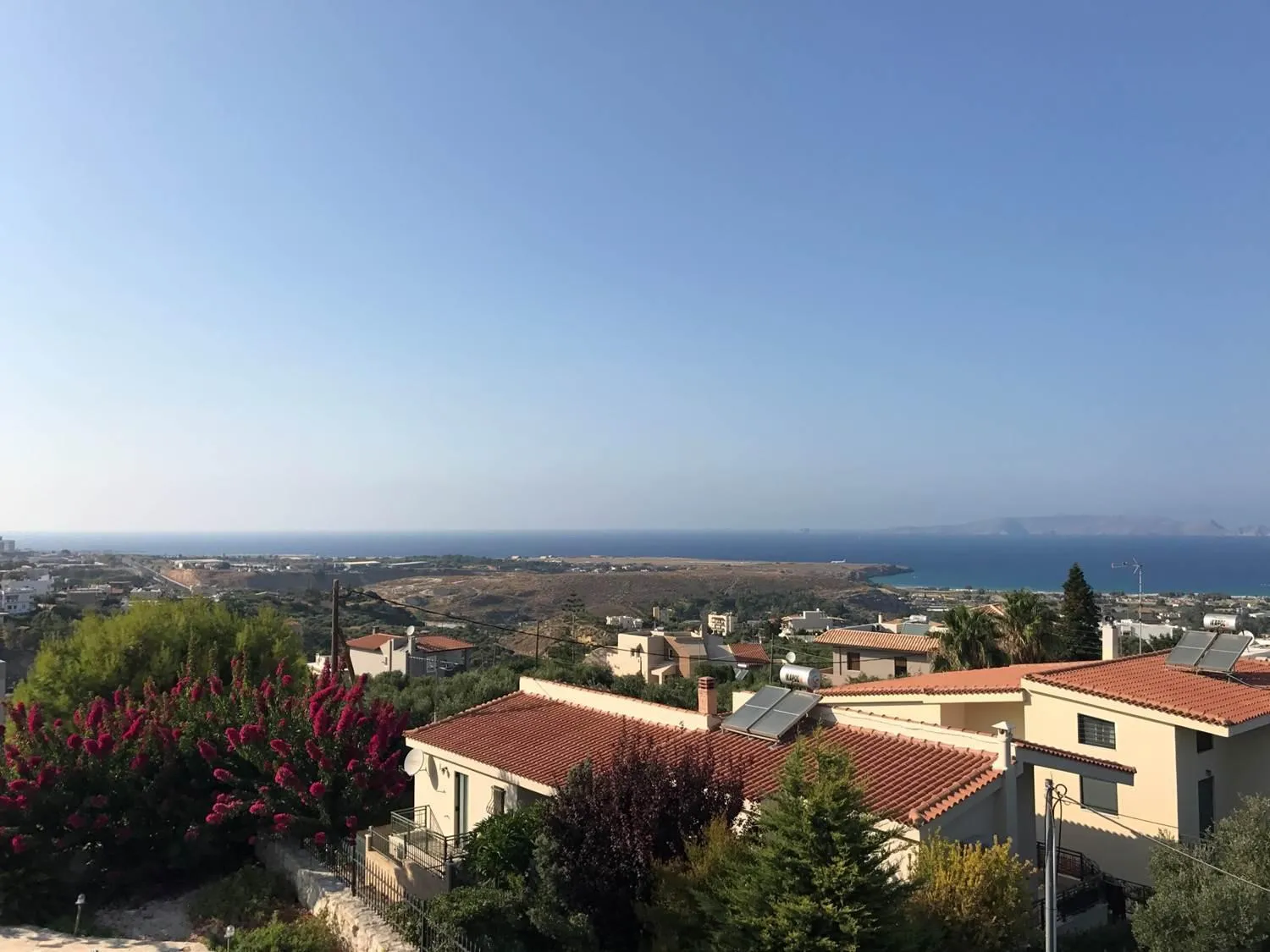 The Three Graces - Villa with Private Pool, Jacuzzi & BBQ for up to 8 guests