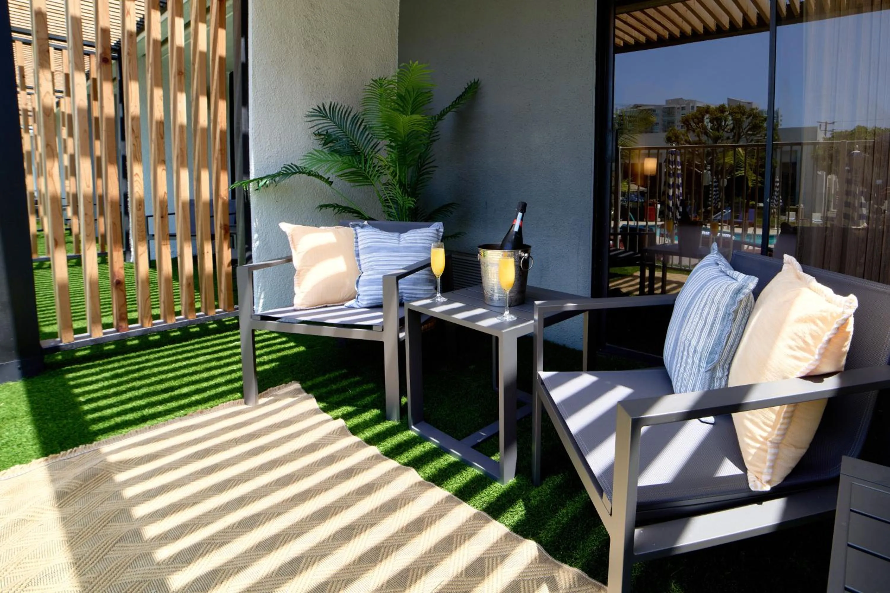 Patio in Hotel MDR Marina del Rey- a DoubleTree by Hilton