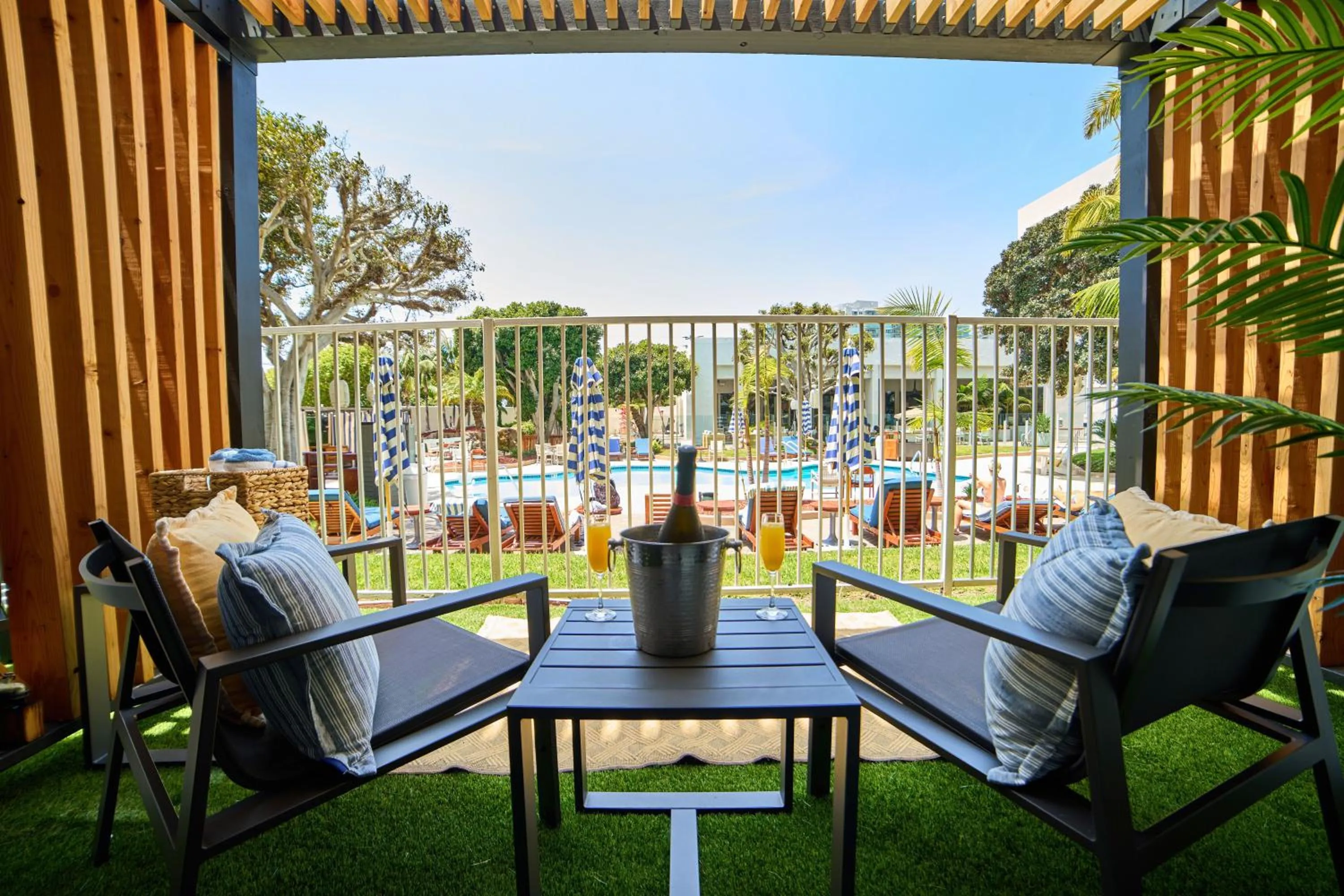 Patio in Hotel MDR Marina del Rey- a DoubleTree by Hilton