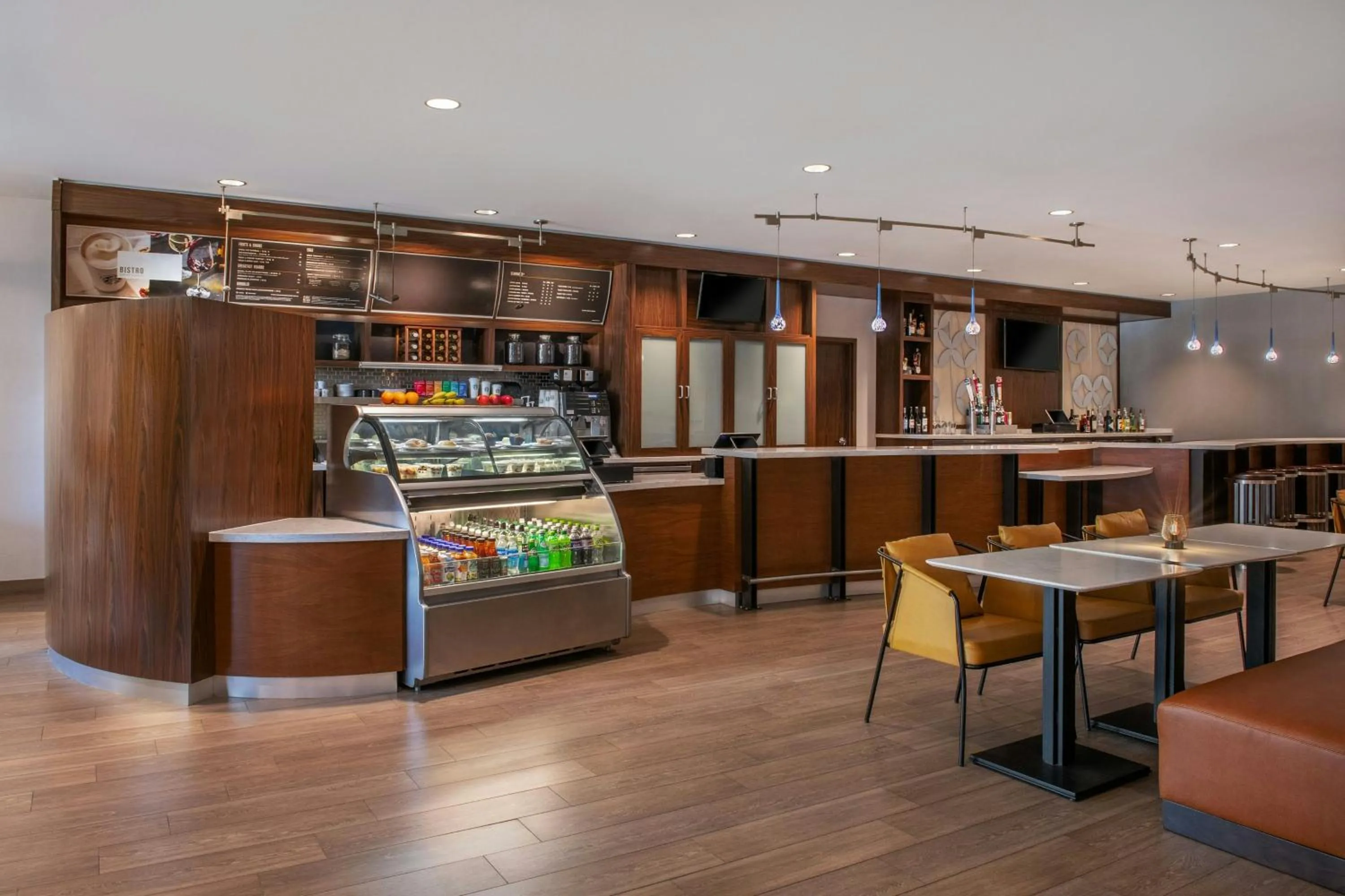 Restaurant/places to eat in Courtyard by Marriott Los Angeles Pasadena/Monrovia