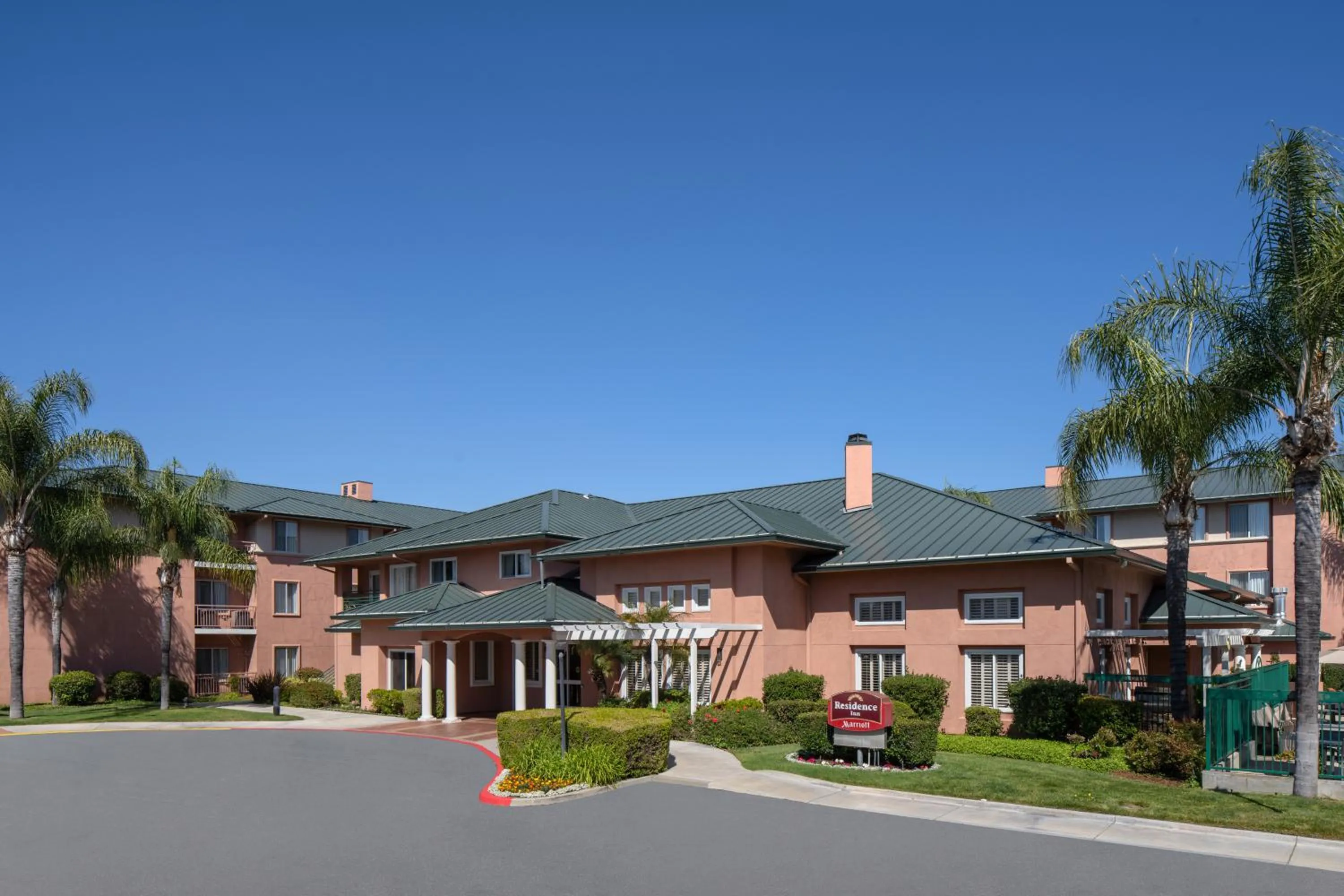 Property building in Residence Inn by Marriott Santa Clarita Valencia