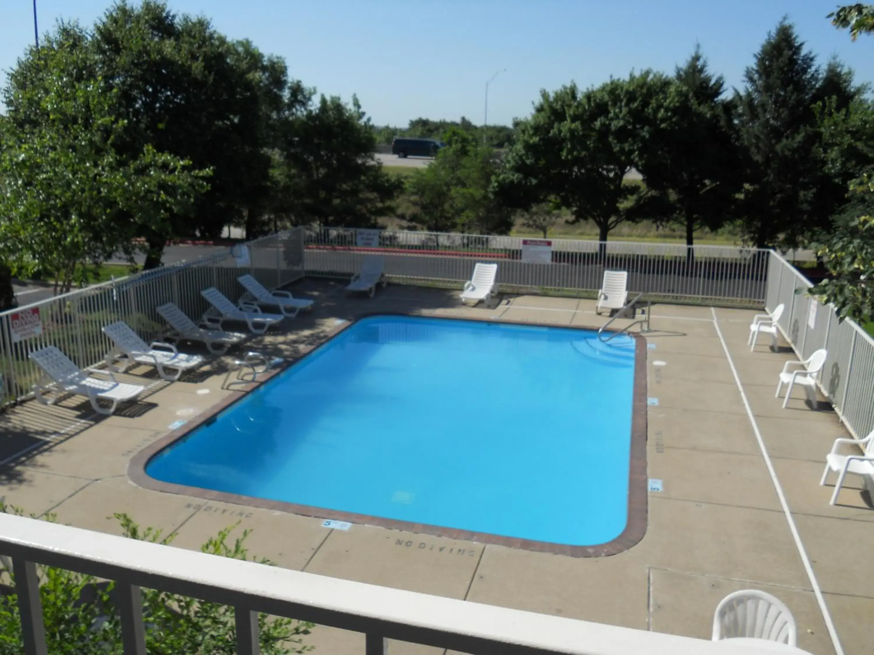 Swimming pool, Pool View in Motel 6-Des Moines, IA - North