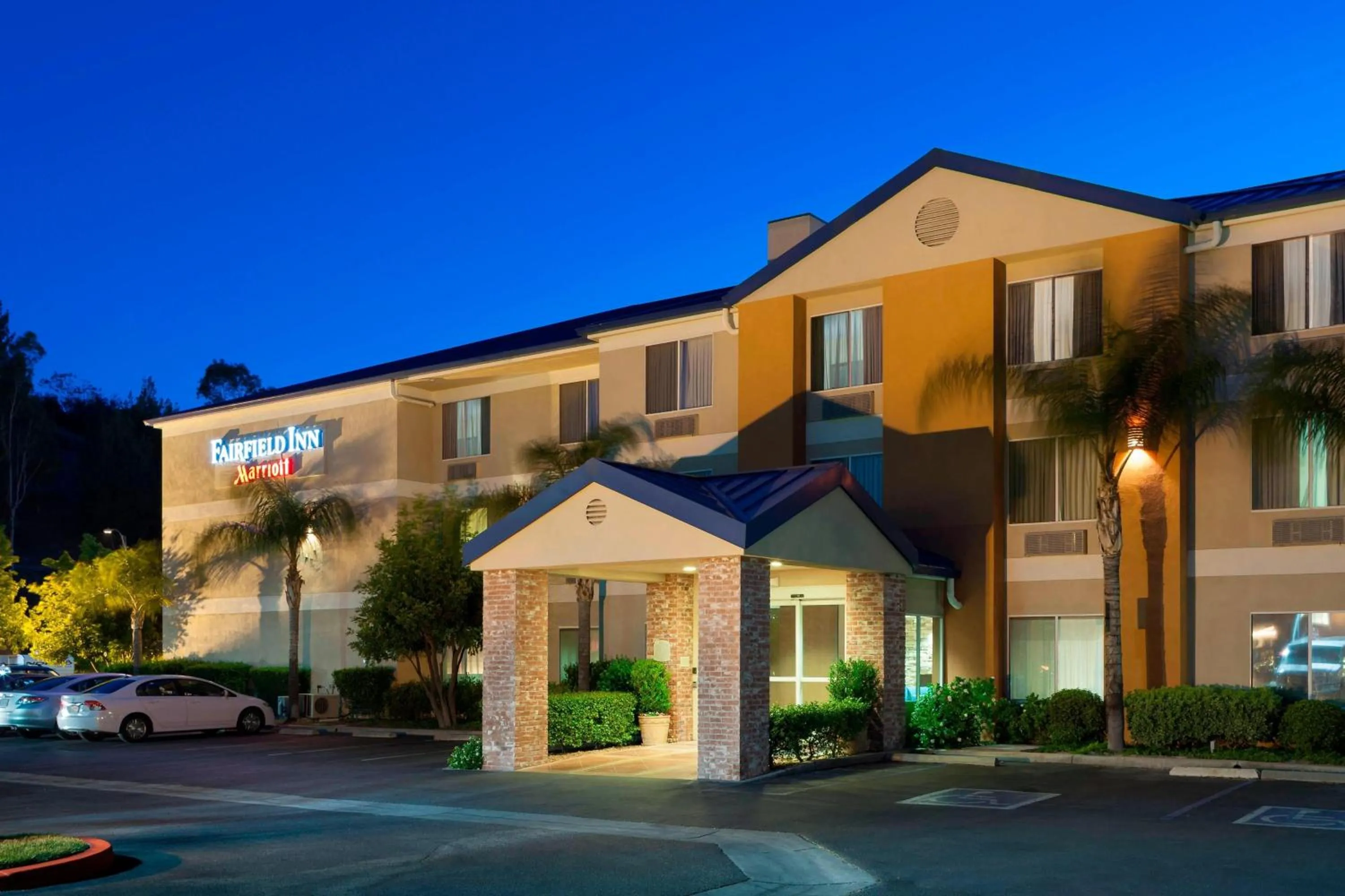 Property building in Fairfield Inn by Marriott Santa Clarita Valencia