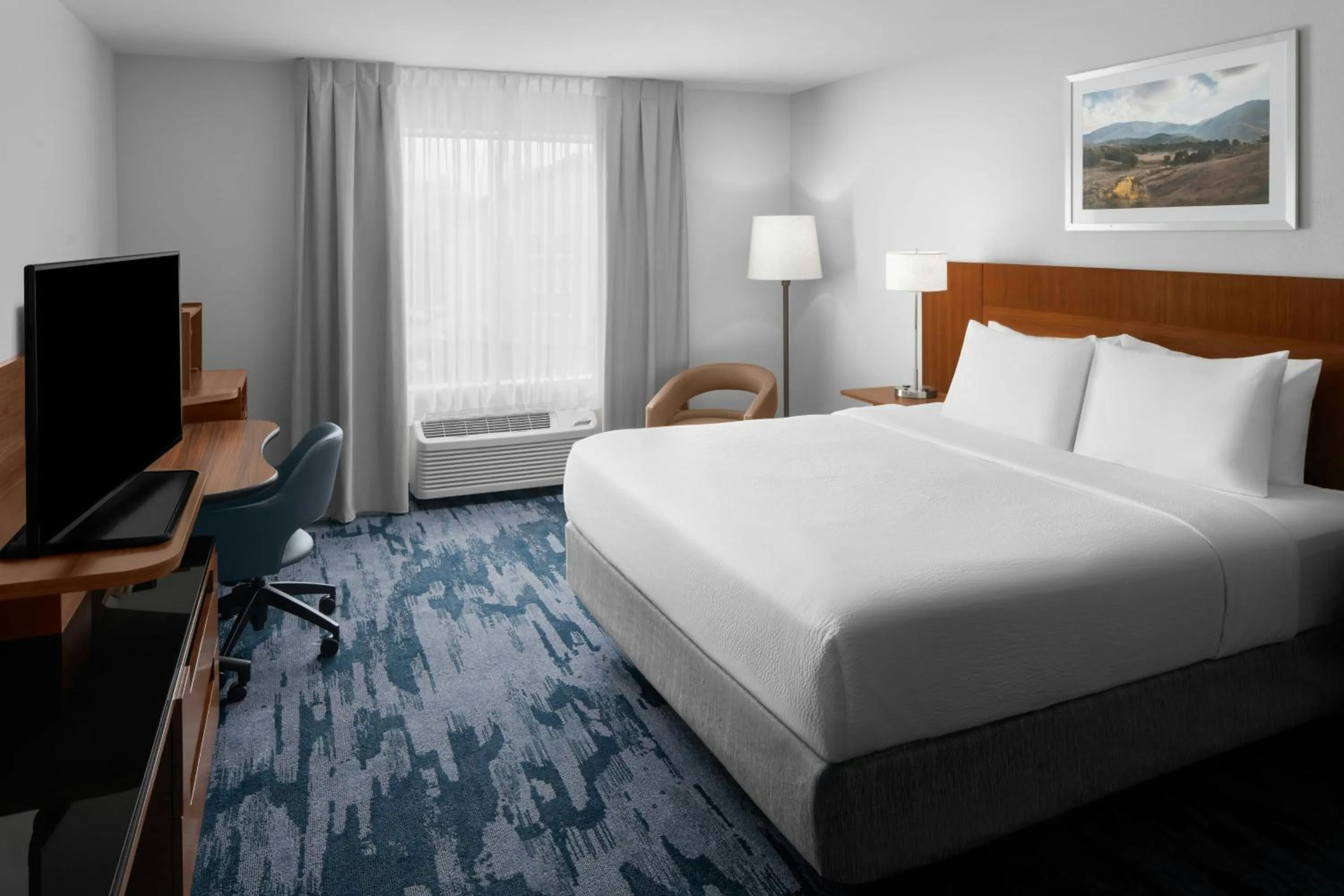 Photo of the whole room, Bed in Fairfield Inn by Marriott Santa Clarita Valencia