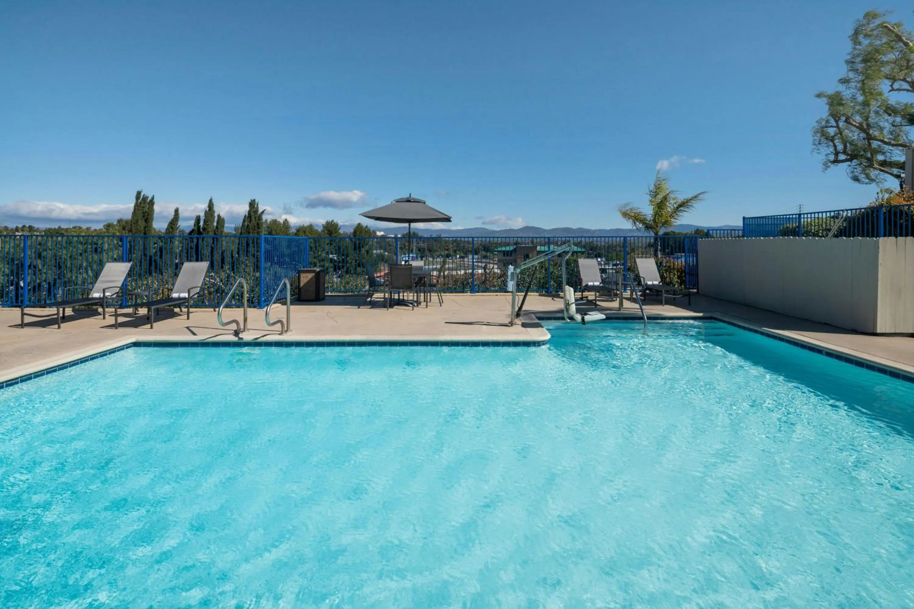 Swimming pool in Fairfield Inn by Marriott Santa Clarita Valencia