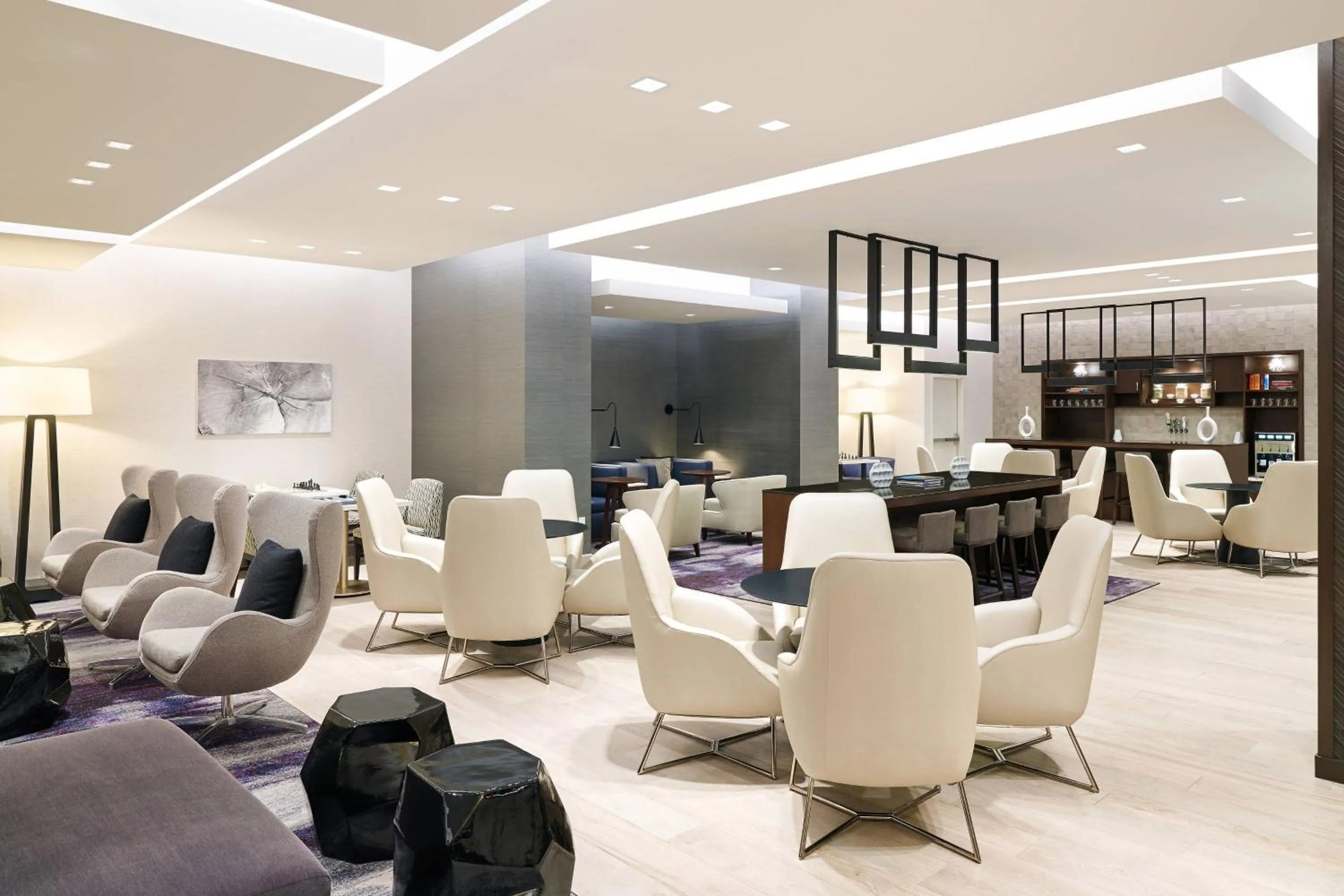 Lounge or bar in Warner Center Marriott Woodland Hills