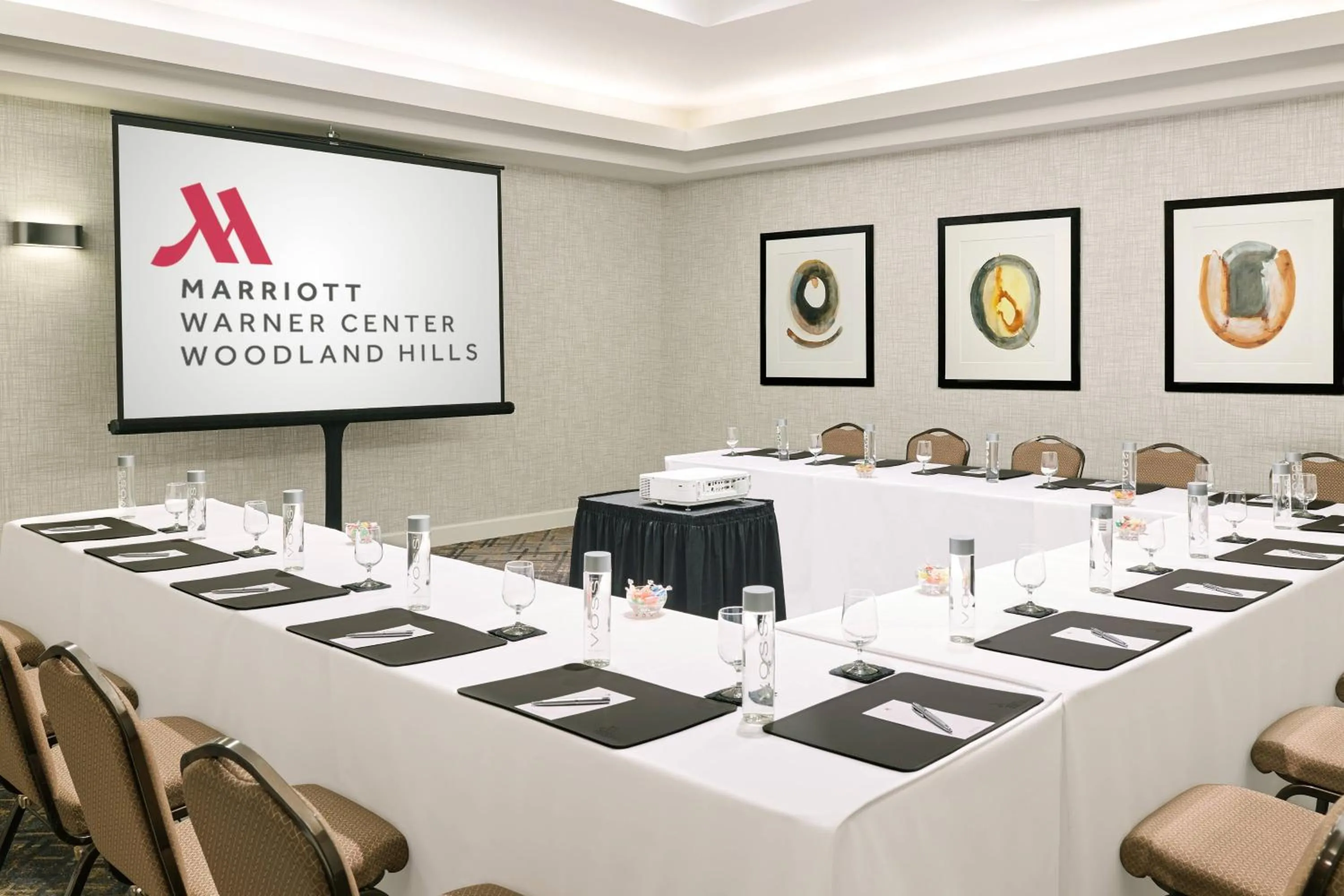 Meeting/conference room in Warner Center Marriott Woodland Hills