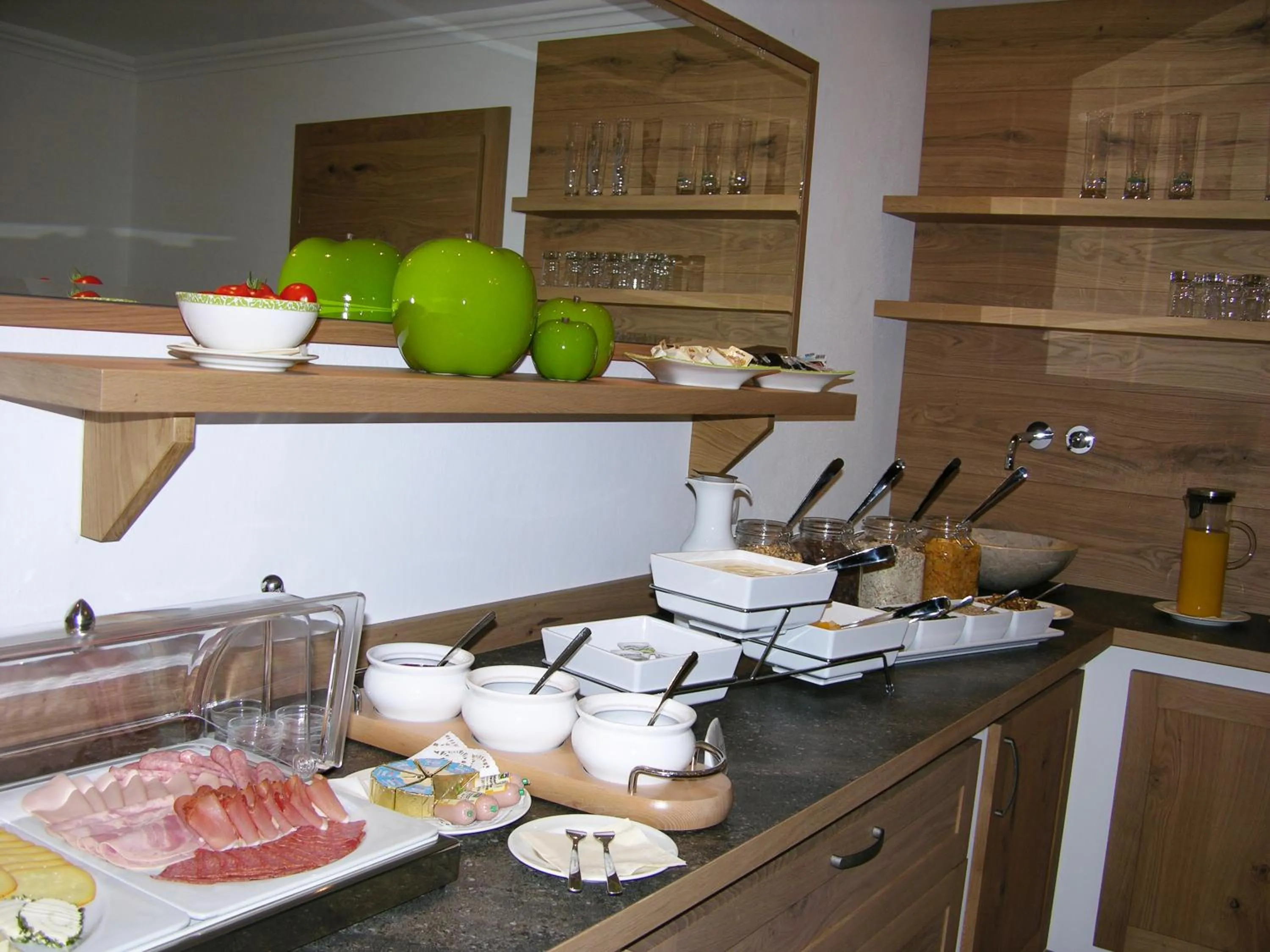 Buffet breakfast in Haus Waldheim