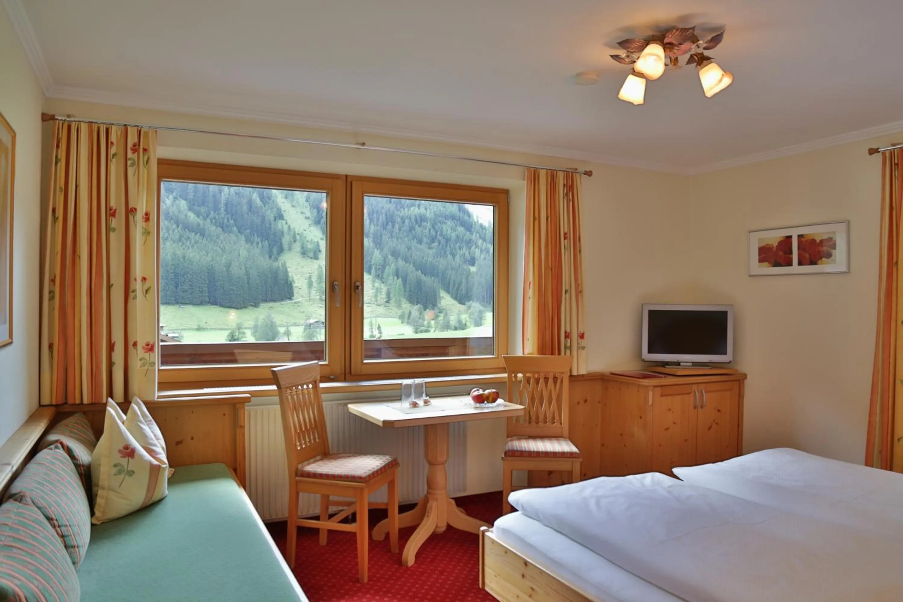 Bedroom, Bed in Haus Waldheim