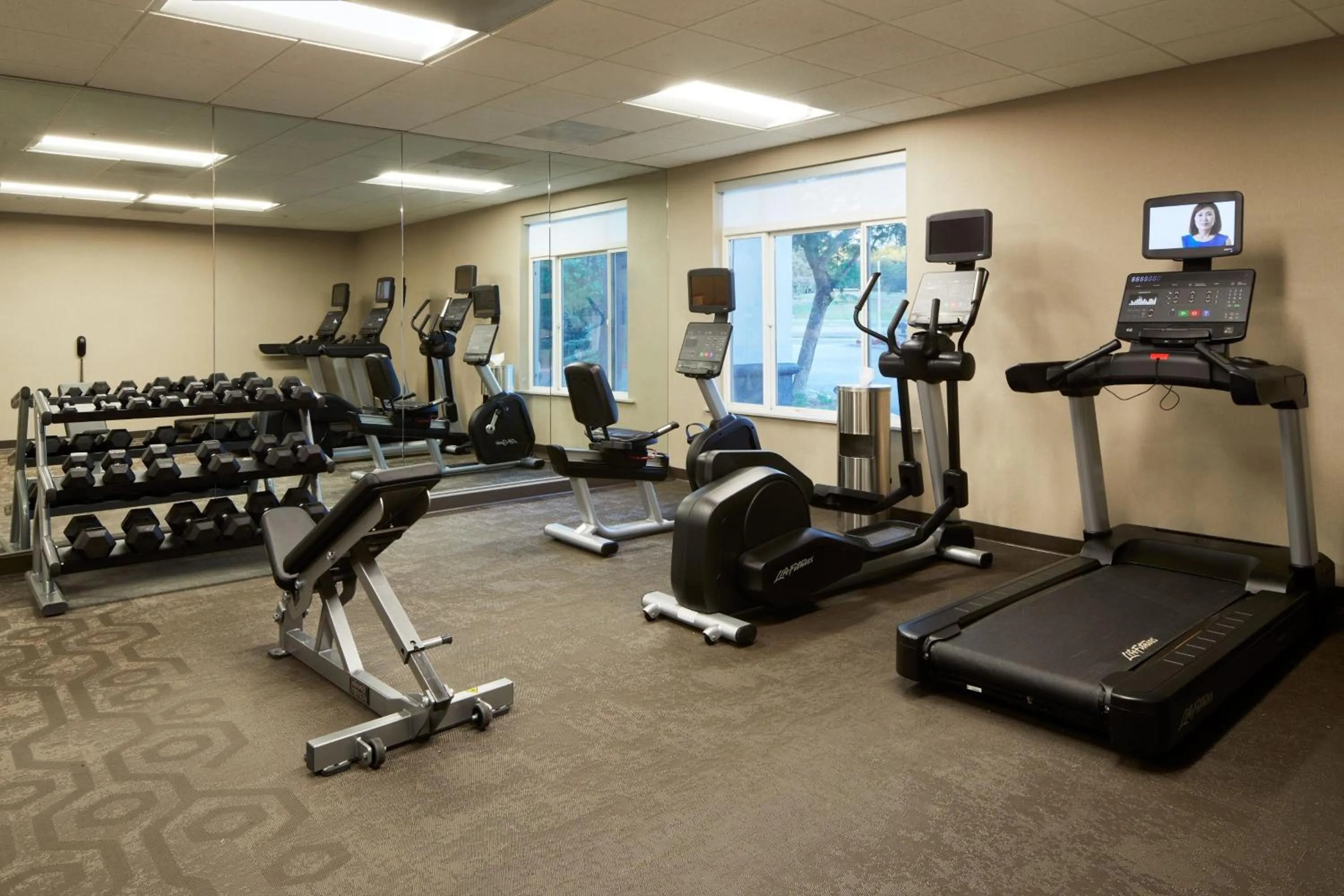 Fitness centre/facilities in Residence Inn Los Angeles Westlake Village