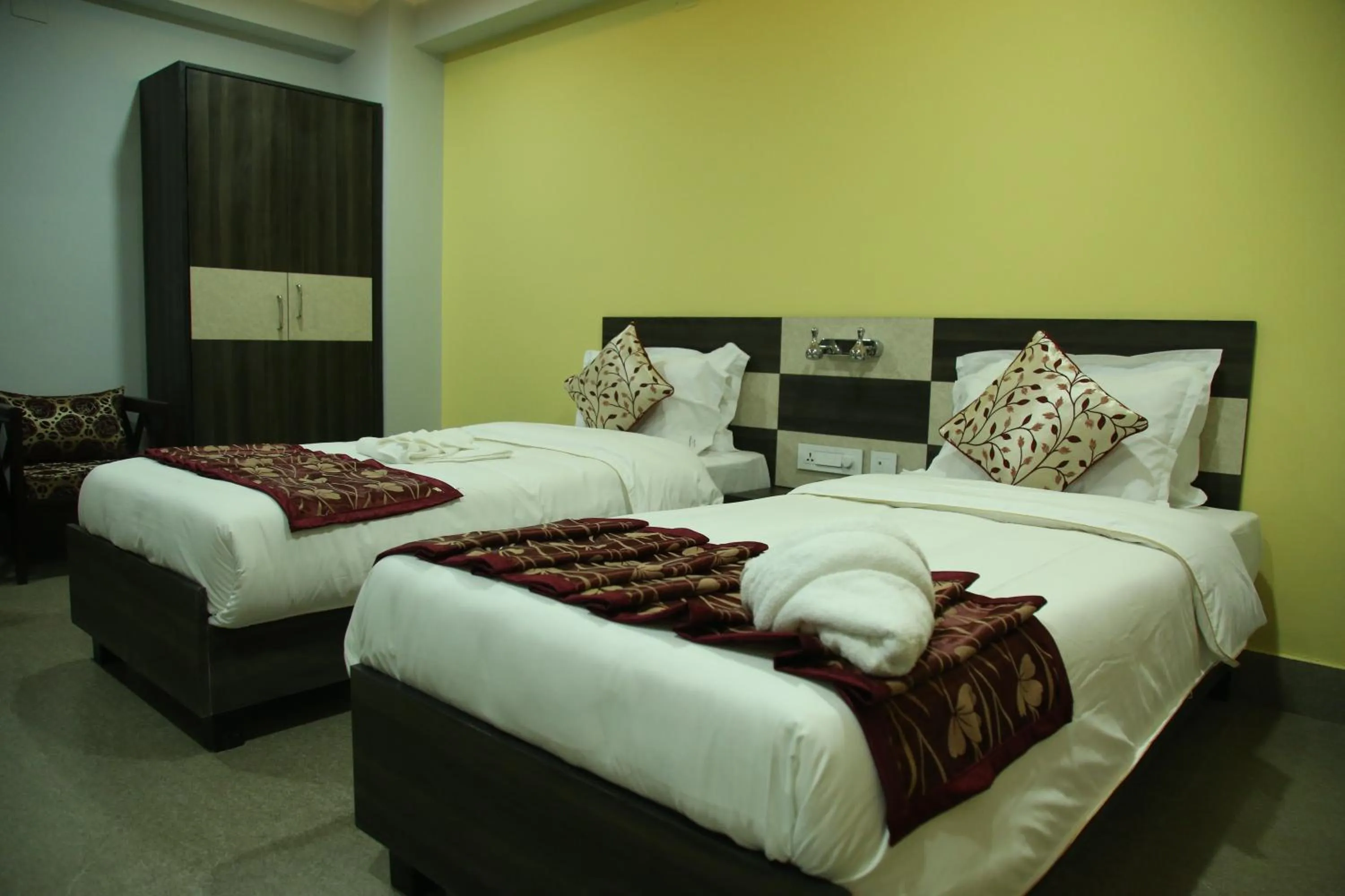Bed in The Loft Hotel, Siliguri