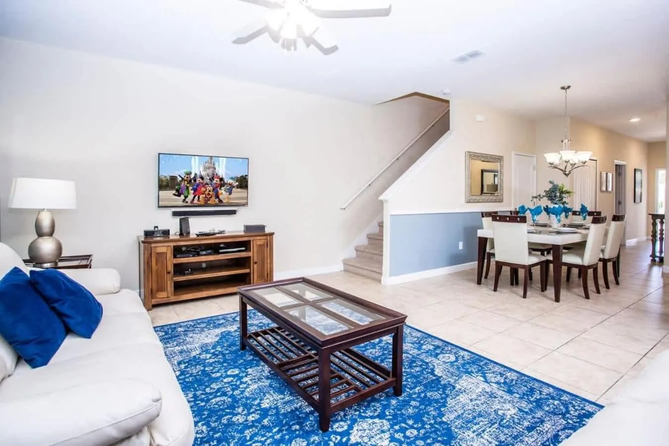 Five Bedrooms Home with Pool 4851