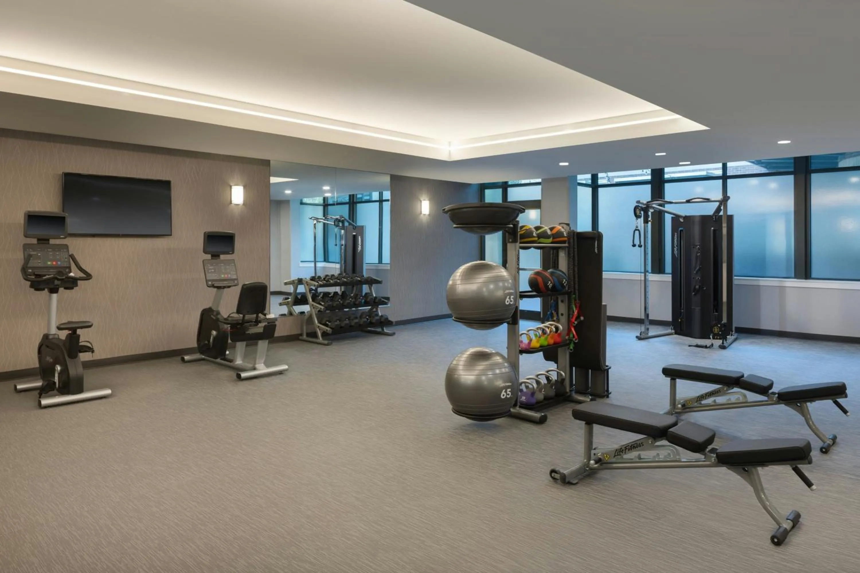 Fitness centre/facilities in Courtyard by Marriott Little Rock Downtown