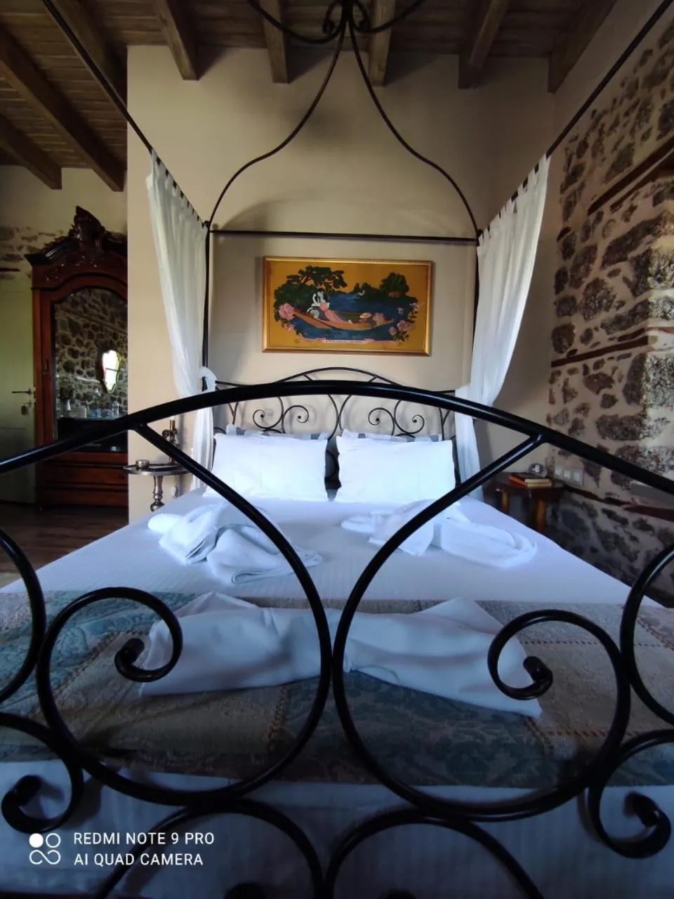 Bed in Bayiri Petit Pension