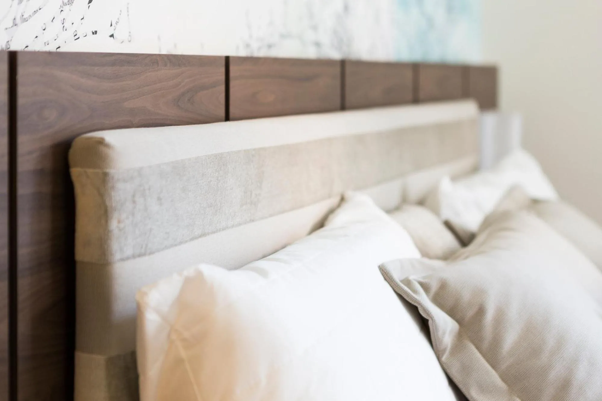 Bed in Rhome Suites