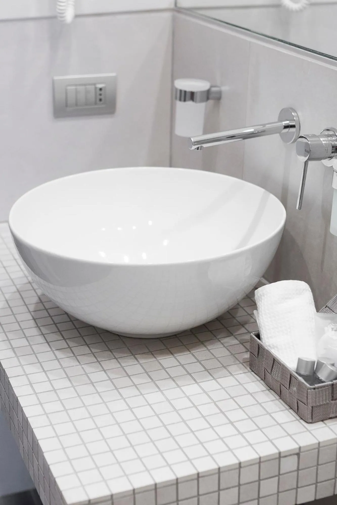Rhome Suites