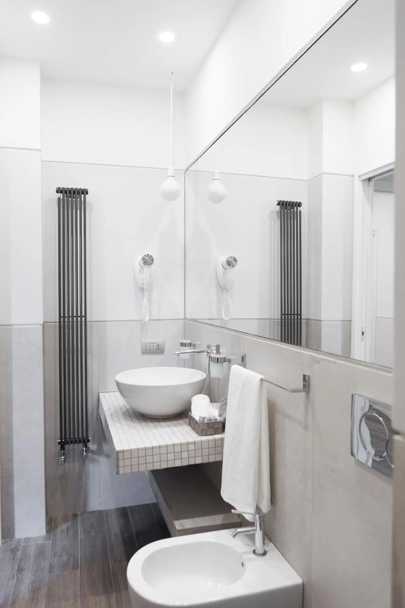 Rhome Suites