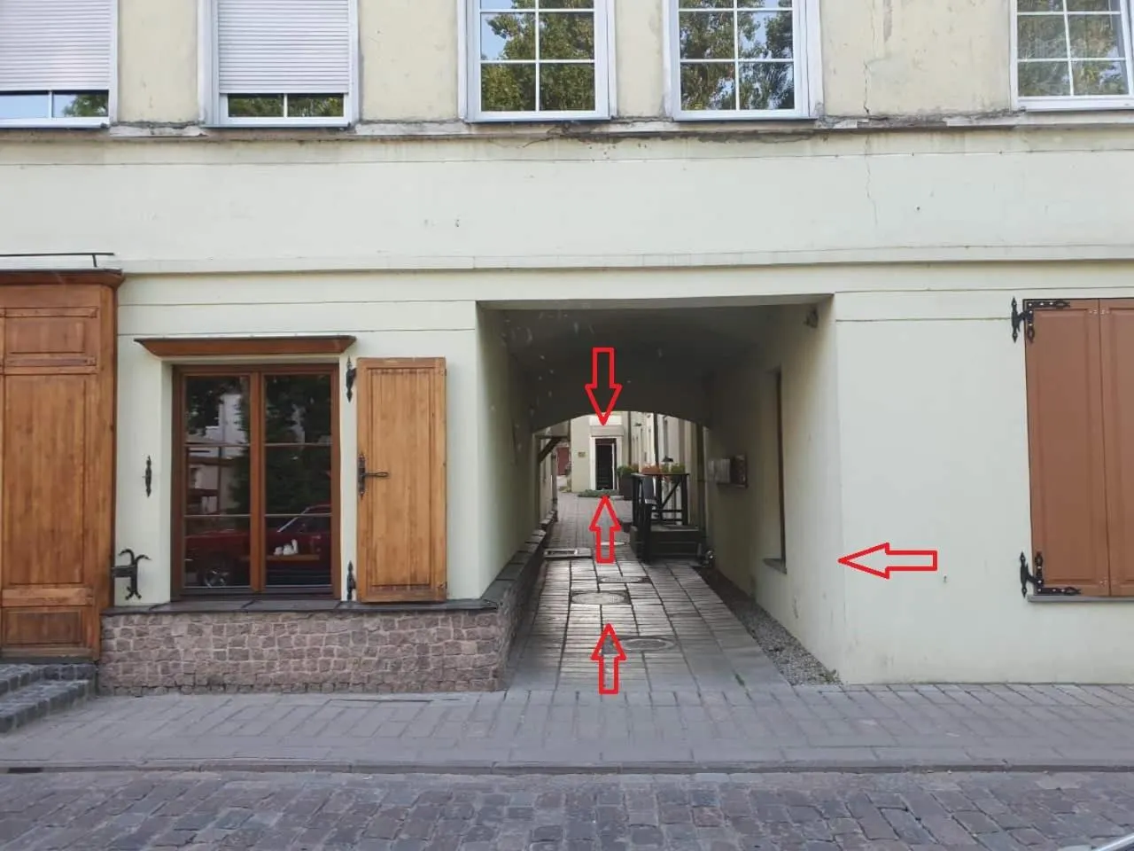 Patio in Apple Economy Hotel