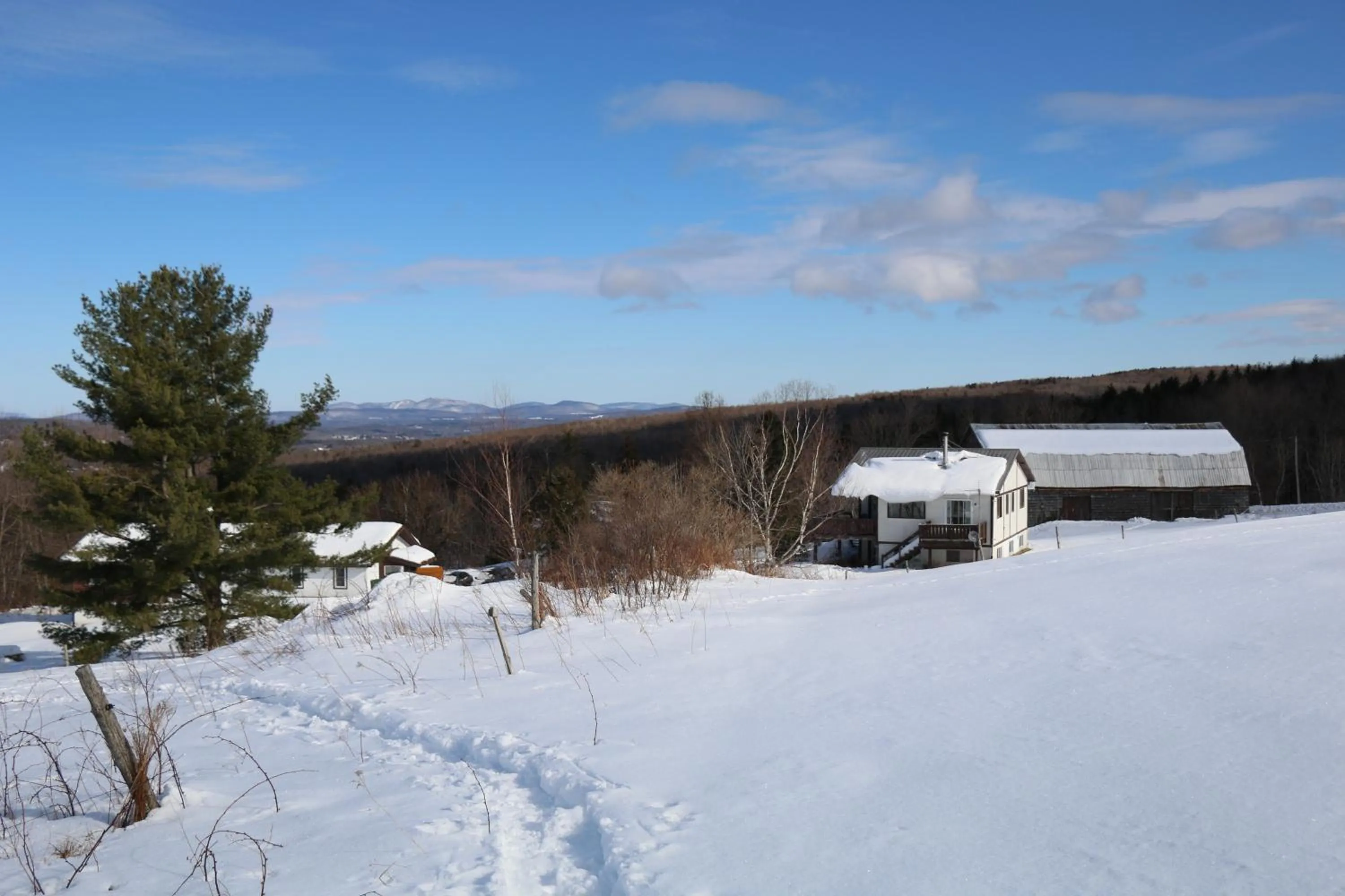 Property building in Auberge Schweizer