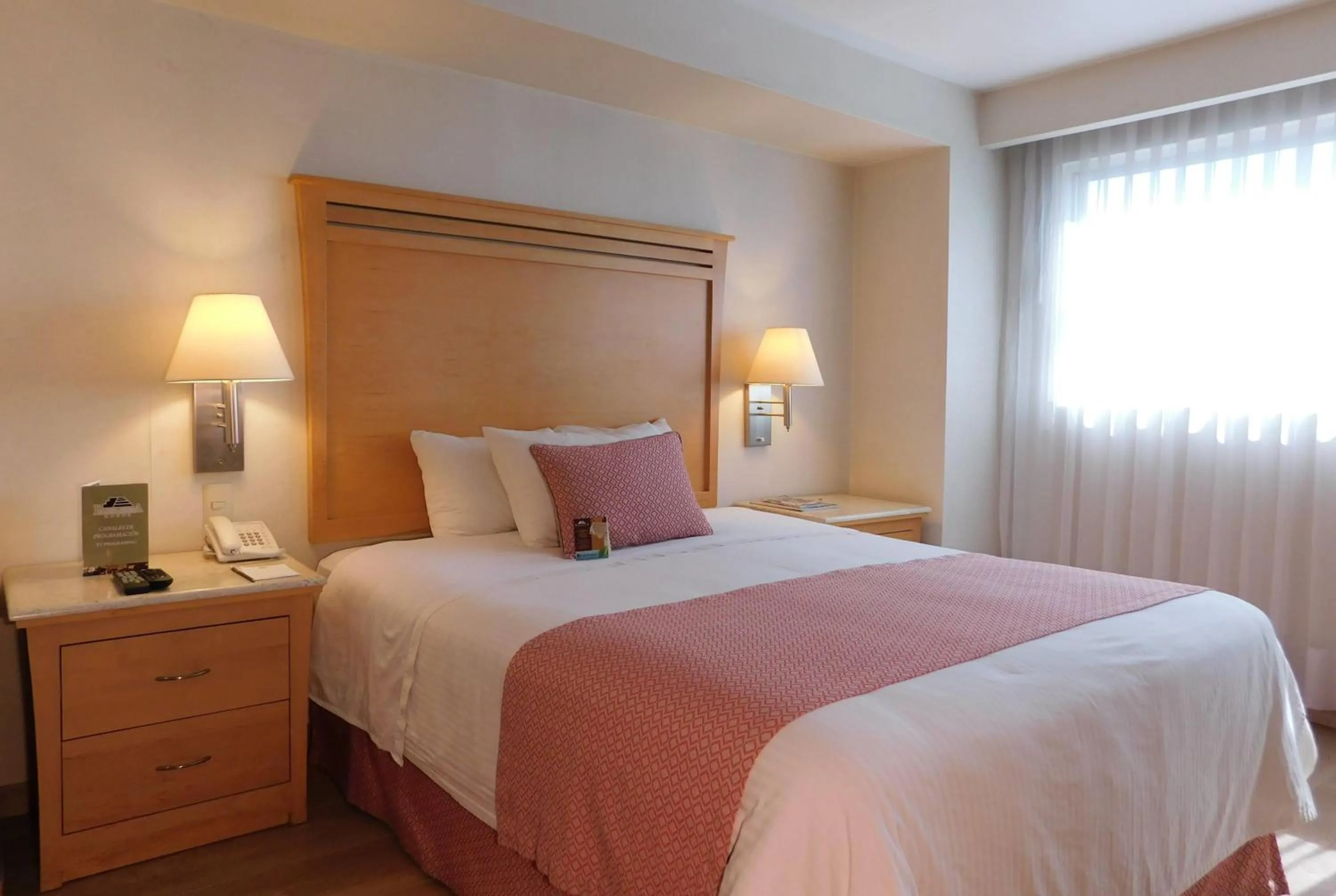 Photo of the whole room, Bed in Hotel Palacio Azteca Tijuana, Trademark by Wyndham