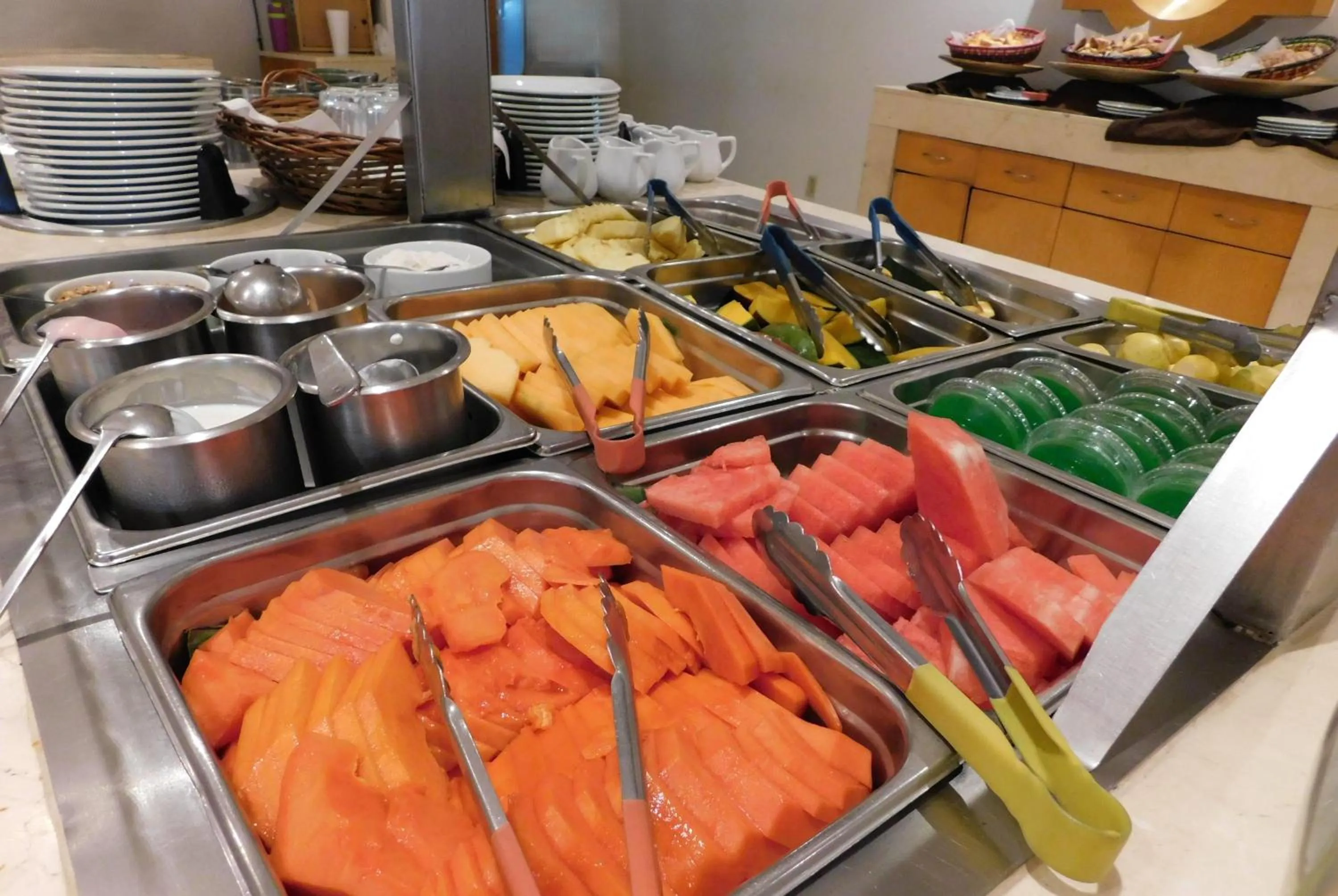 Restaurant/places to eat in Hotel Palacio Azteca Tijuana, Trademark by Wyndham