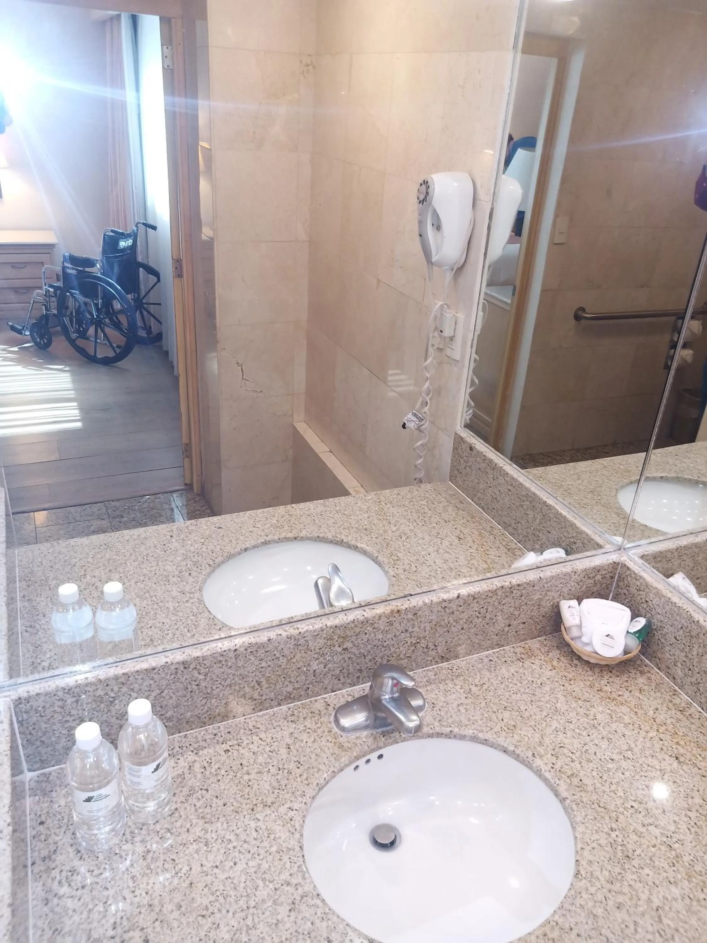 Hotel Palacio Azteca Tijuana, Trademark by Wyndham