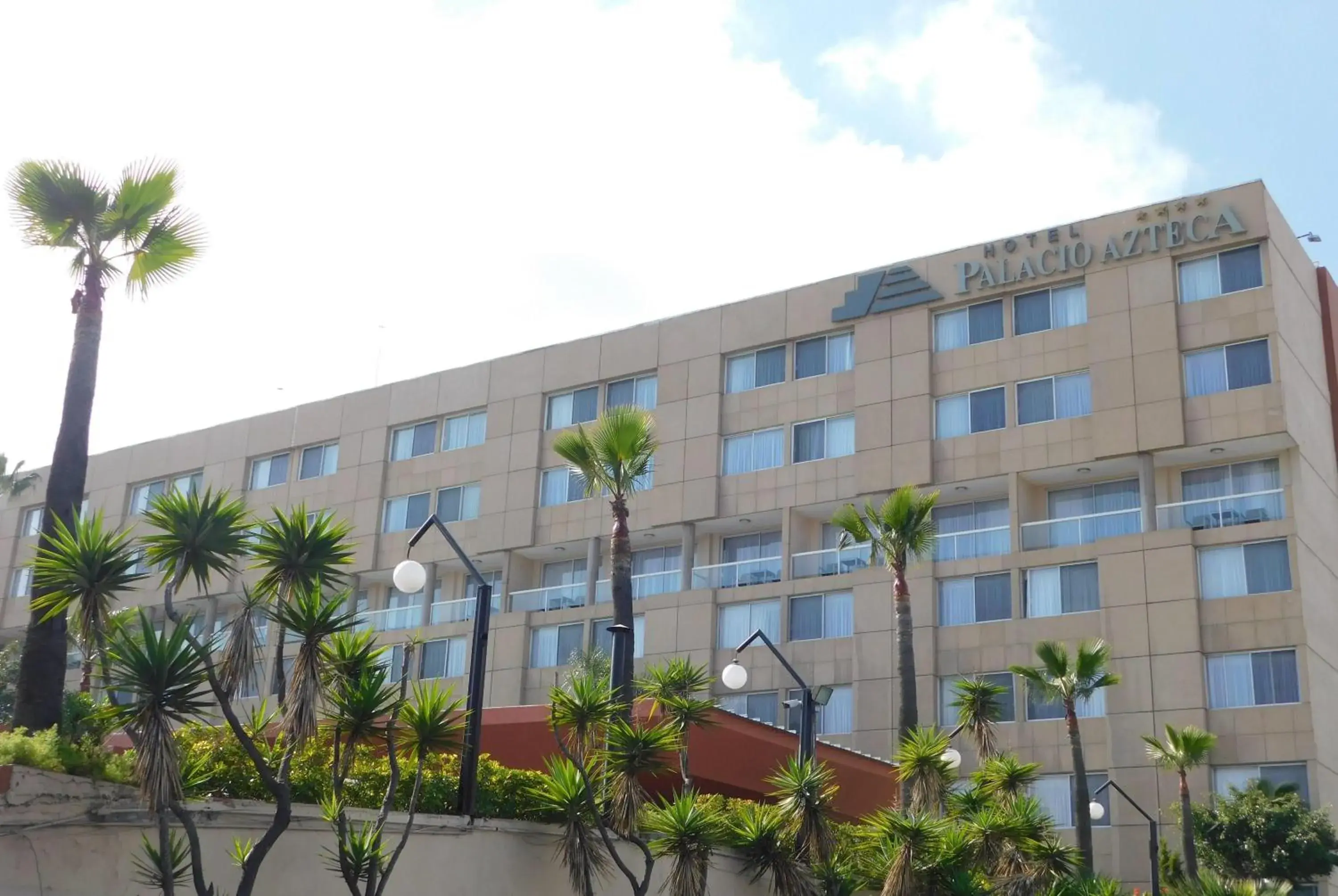Property building in Hotel Palacio Azteca Tijuana, Trademark by Wyndham Property building in Hotel Palacio Azteca Tijuana, Trademark by Wyndham