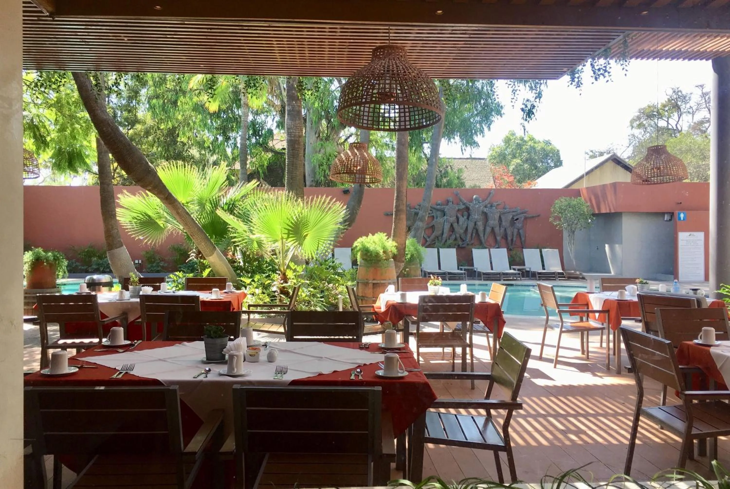 Restaurant/places to eat in Hotel Palacio Azteca Tijuana, Trademark by Wyndham